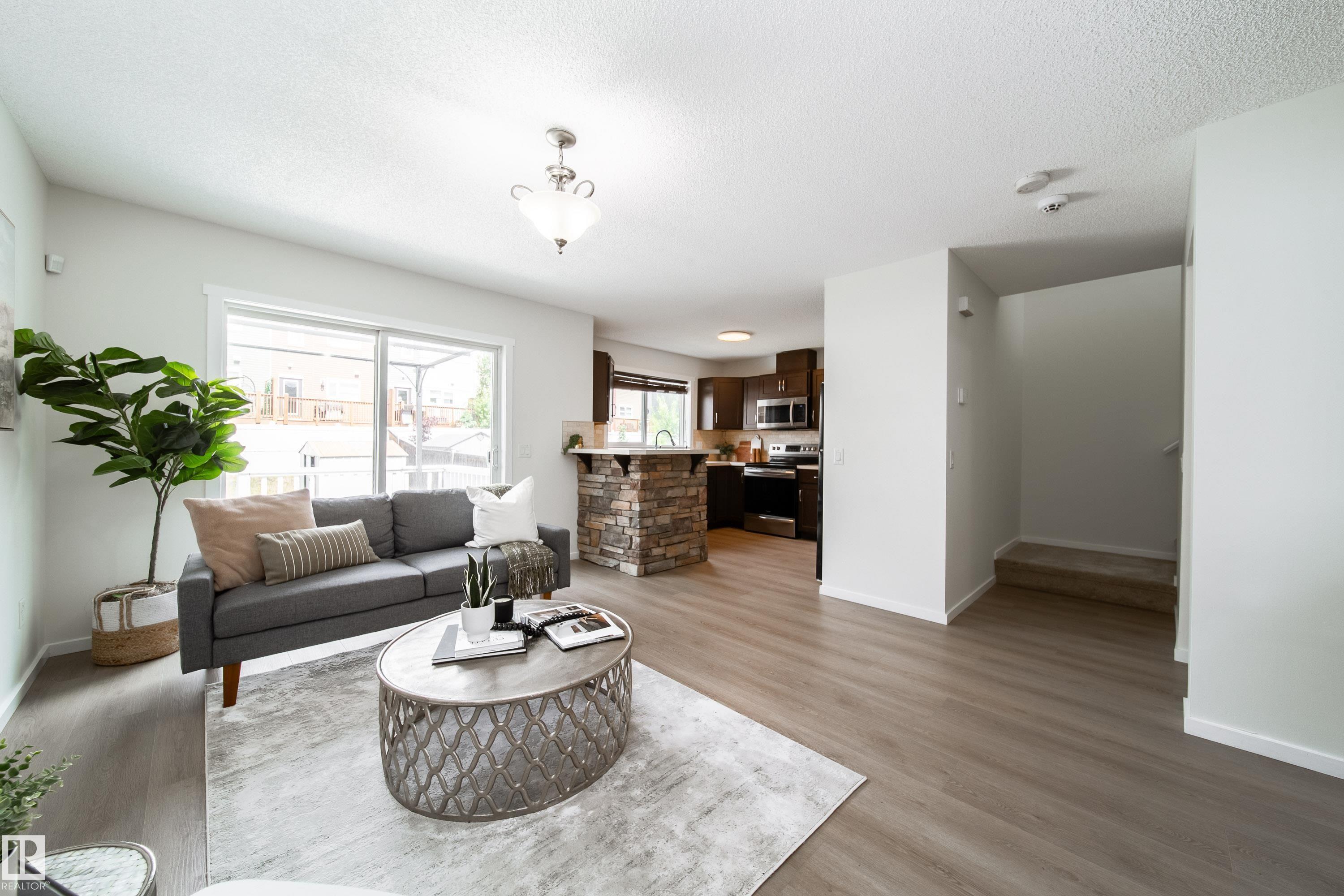 Photo 9 at 405 Simmonds Way, Southfork, Leduc