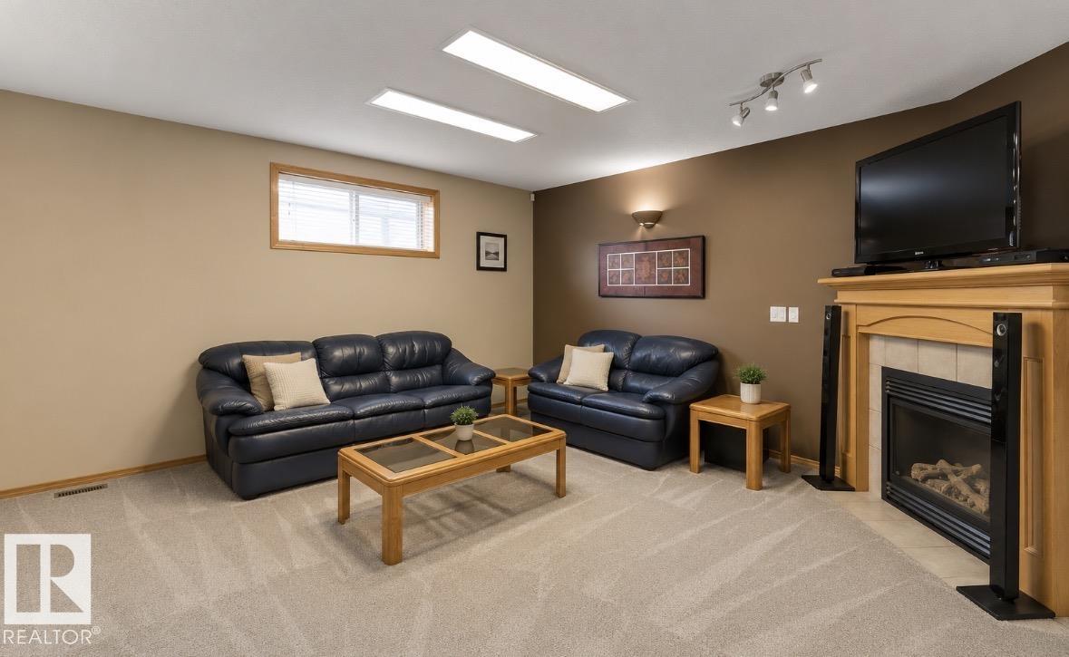 Photo 29 at 1 Birchwood Close, Bridgeport, Leduc