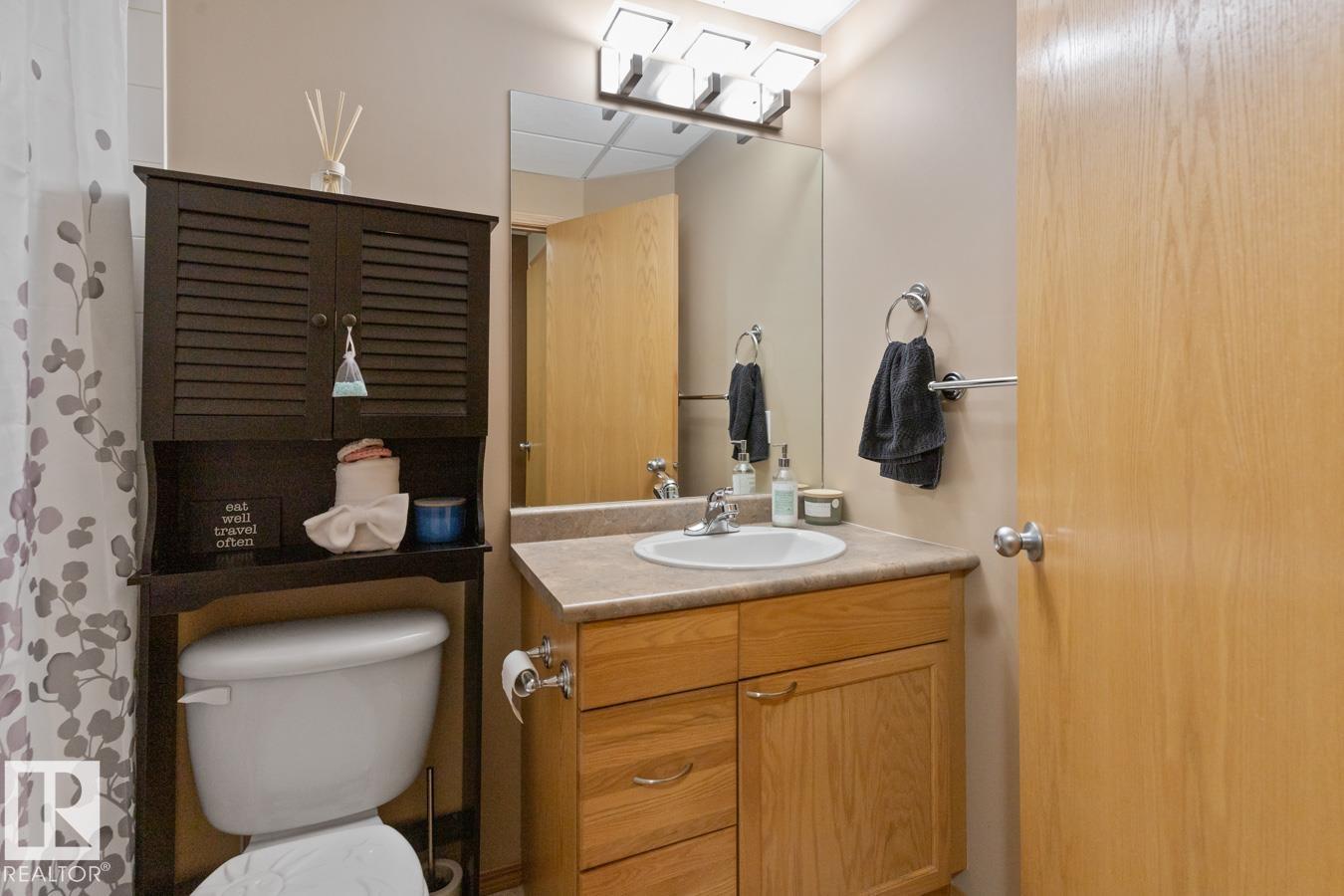 Photo 39 at 1 Birchwood Close, Bridgeport, Leduc