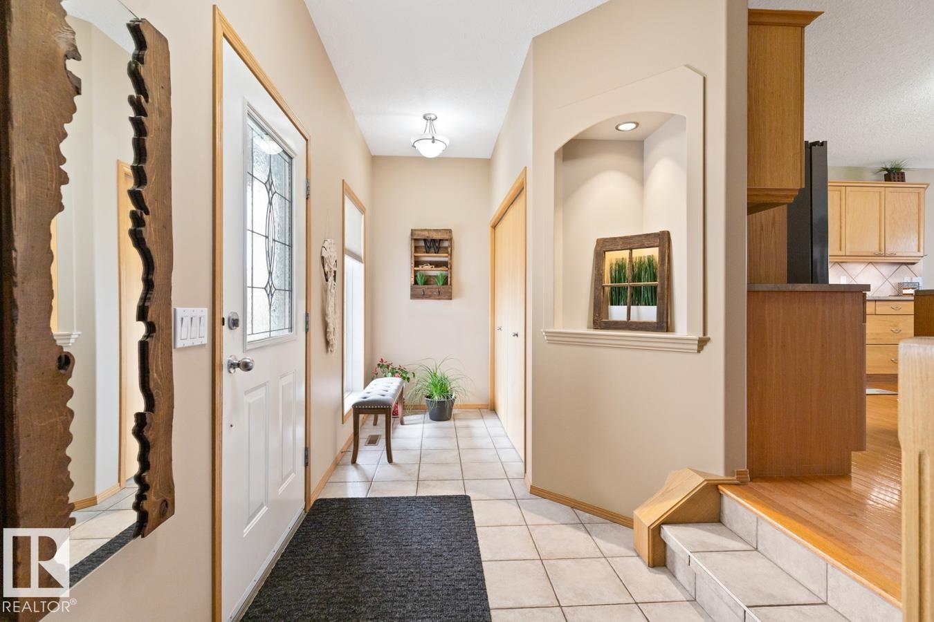 Photo 6 at 1 Birchwood Close, Bridgeport, Leduc