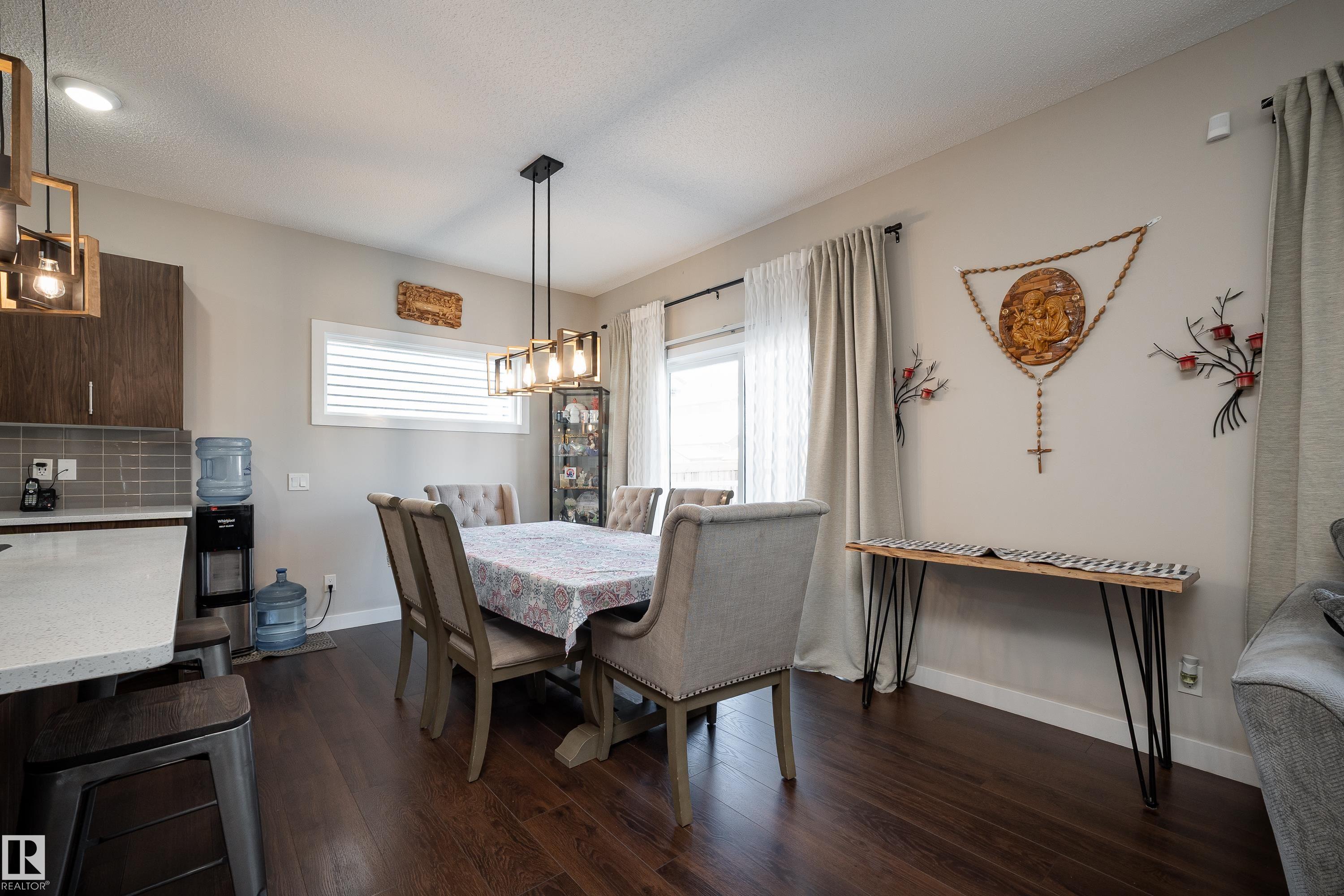 Photo 10 at 3222 Chernowski Way SW, Chappelle Area, Edmonton