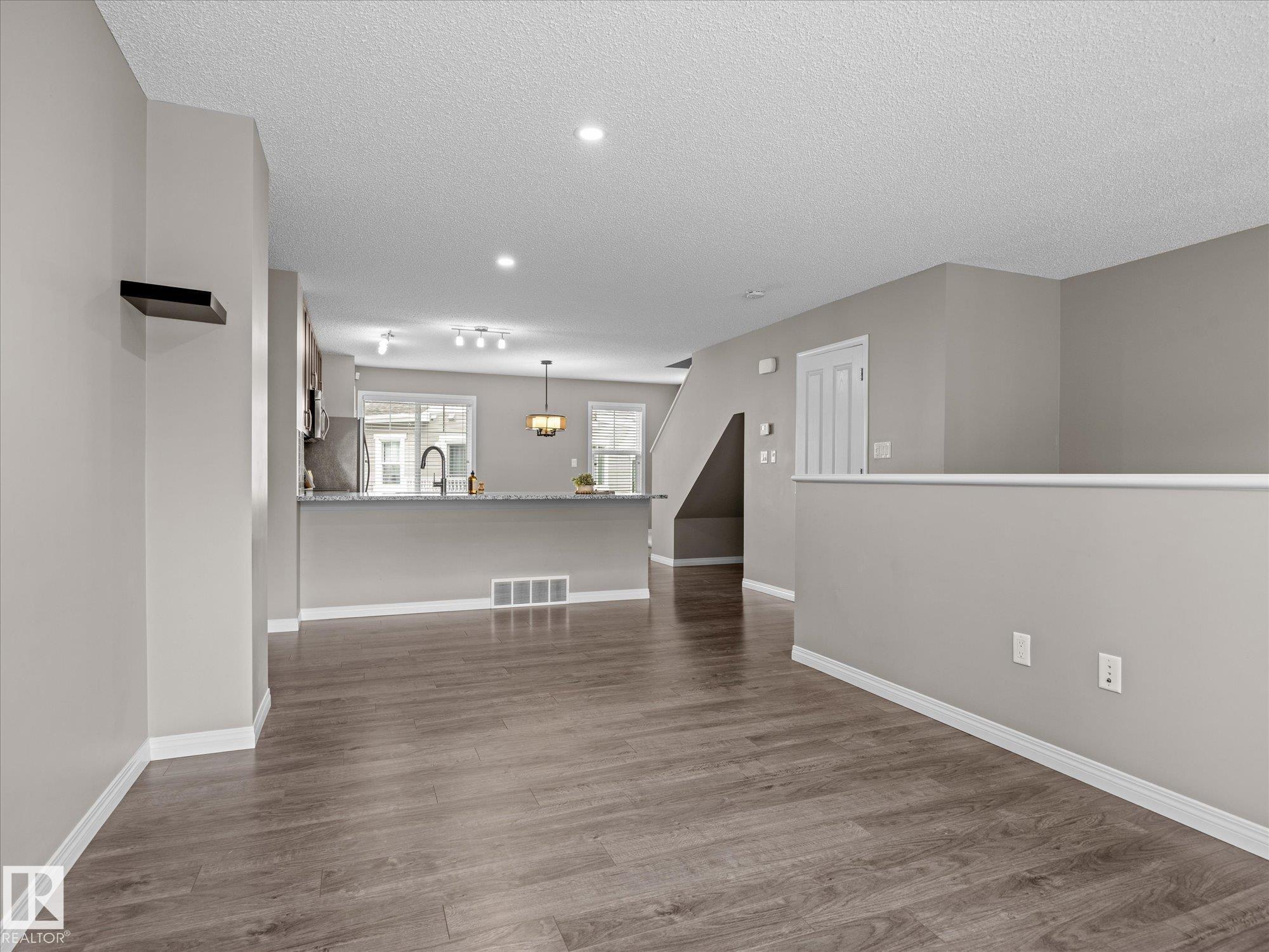 Photo 11 at 32 - 1140 Chappelle Boulevard SW, Chappelle Area, Edmonton