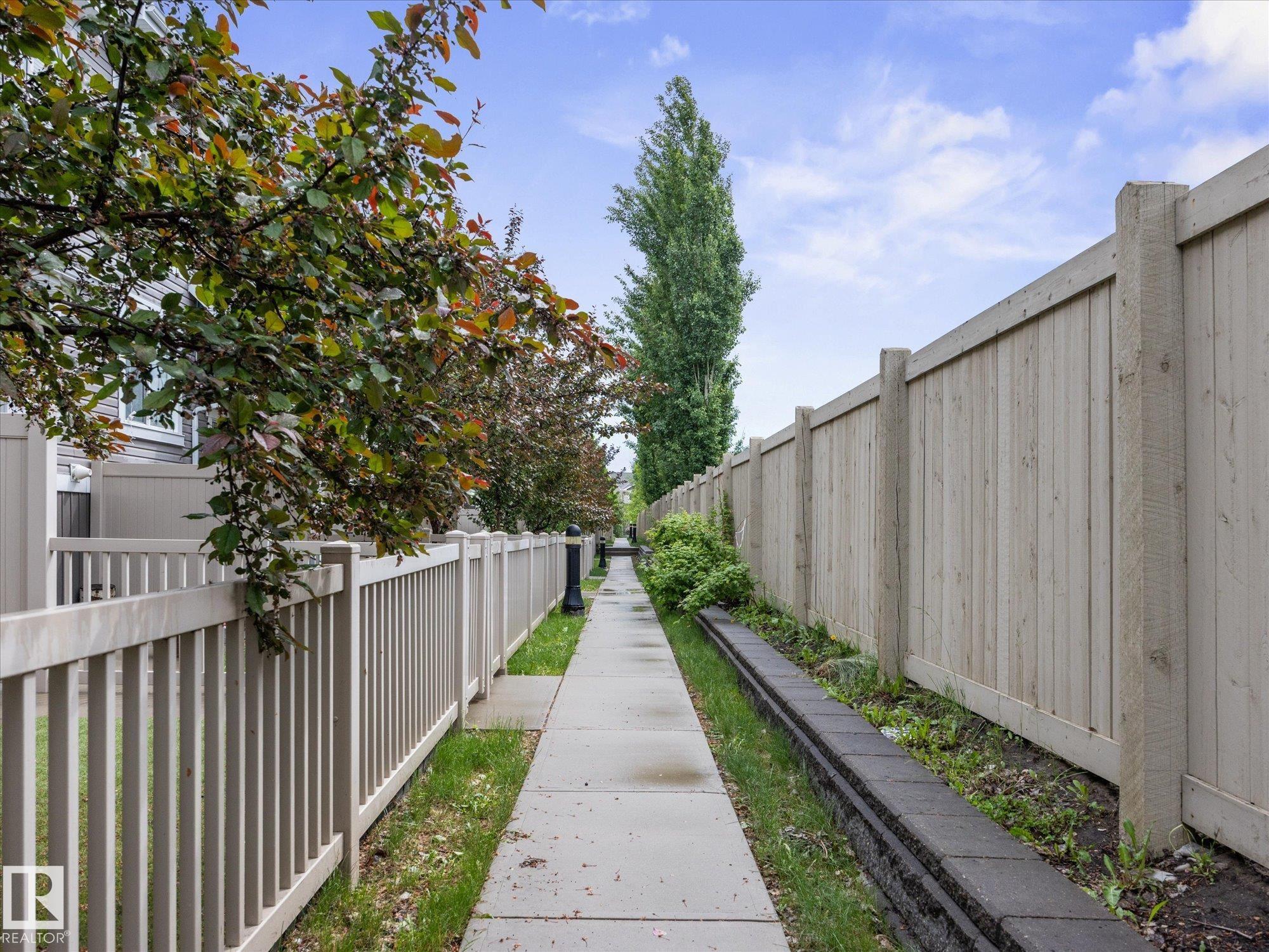 Photo 6 at 32 - 1140 Chappelle Boulevard SW, Chappelle Area, Edmonton