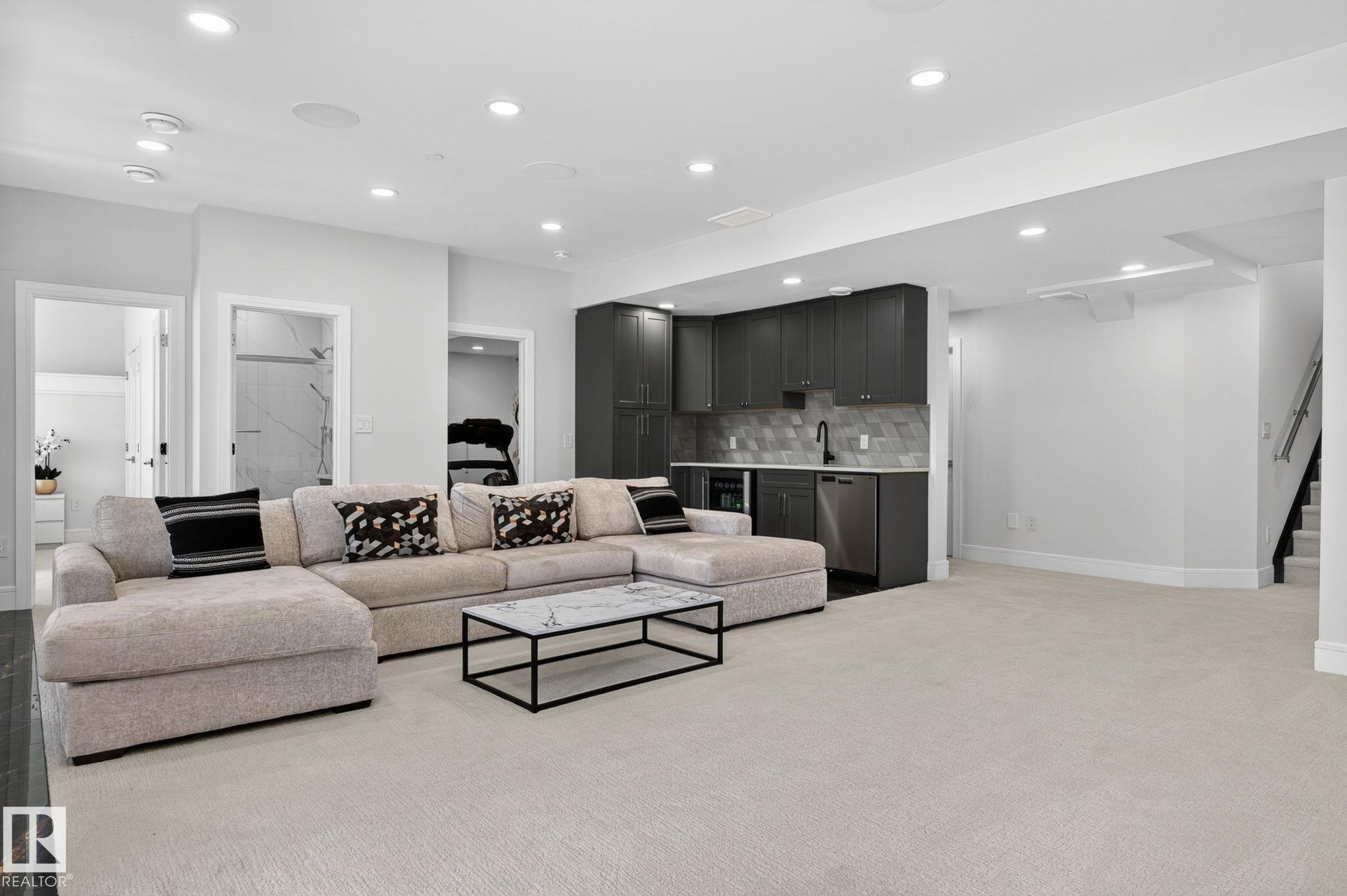 Photo 47 at 1153 Hainstock Green green SW, Hays Ridge Area, Edmonton