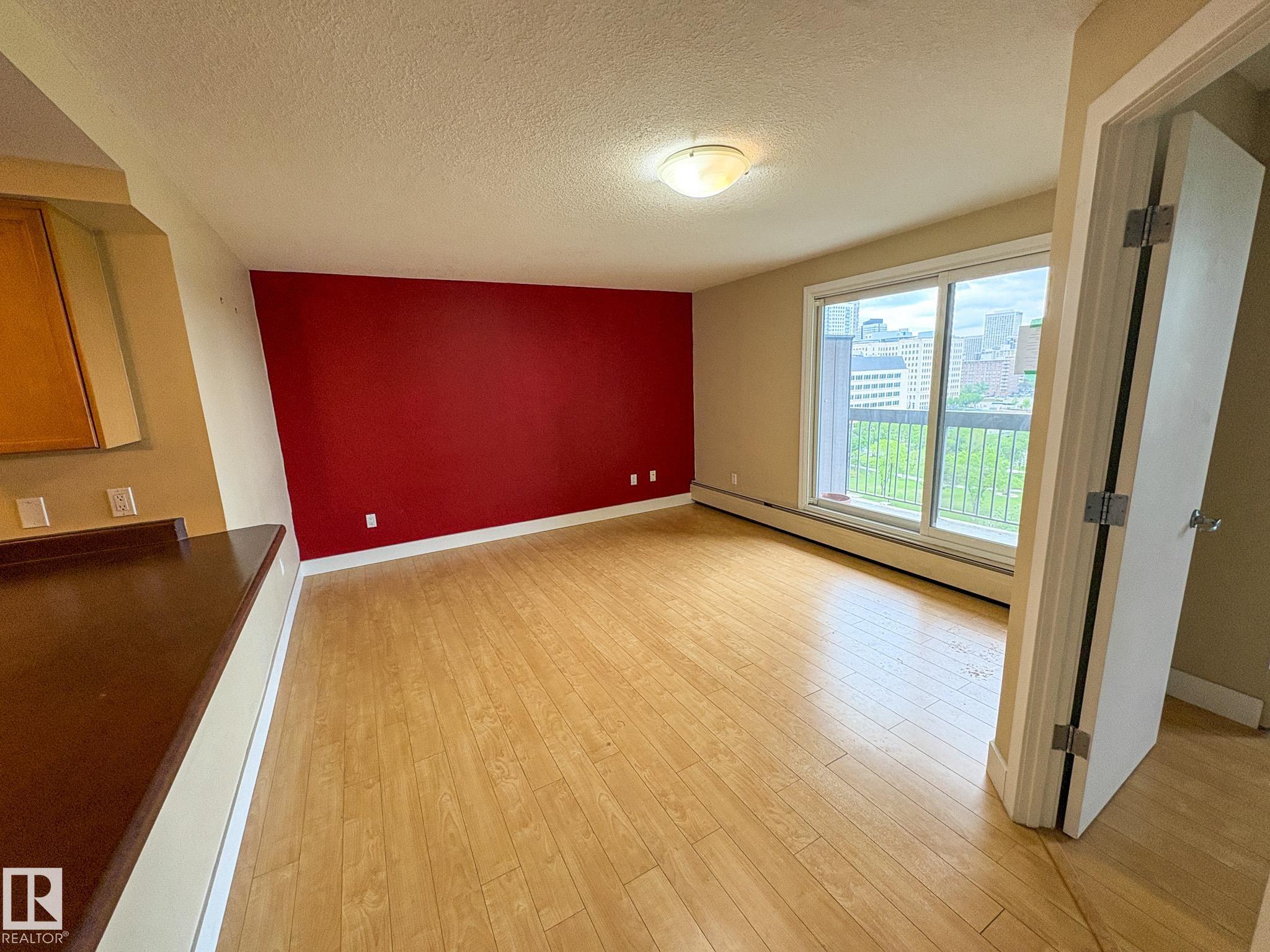 Photo 13 at 1202 - 9715 110 Street NW, Wîhkwêntôwin, Edmonton