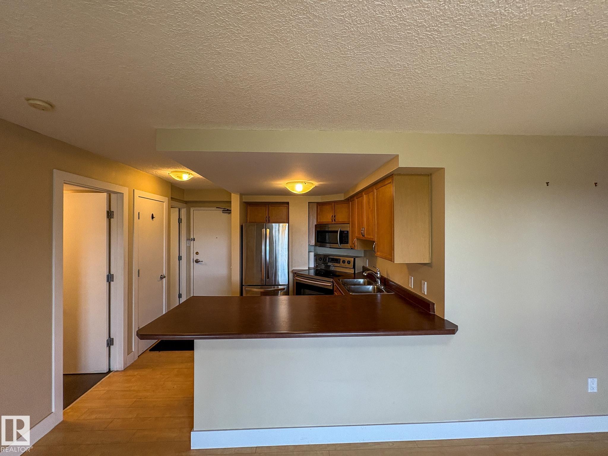 Photo 14 at 1202 - 9715 110 Street NW, Wîhkwêntôwin, Edmonton