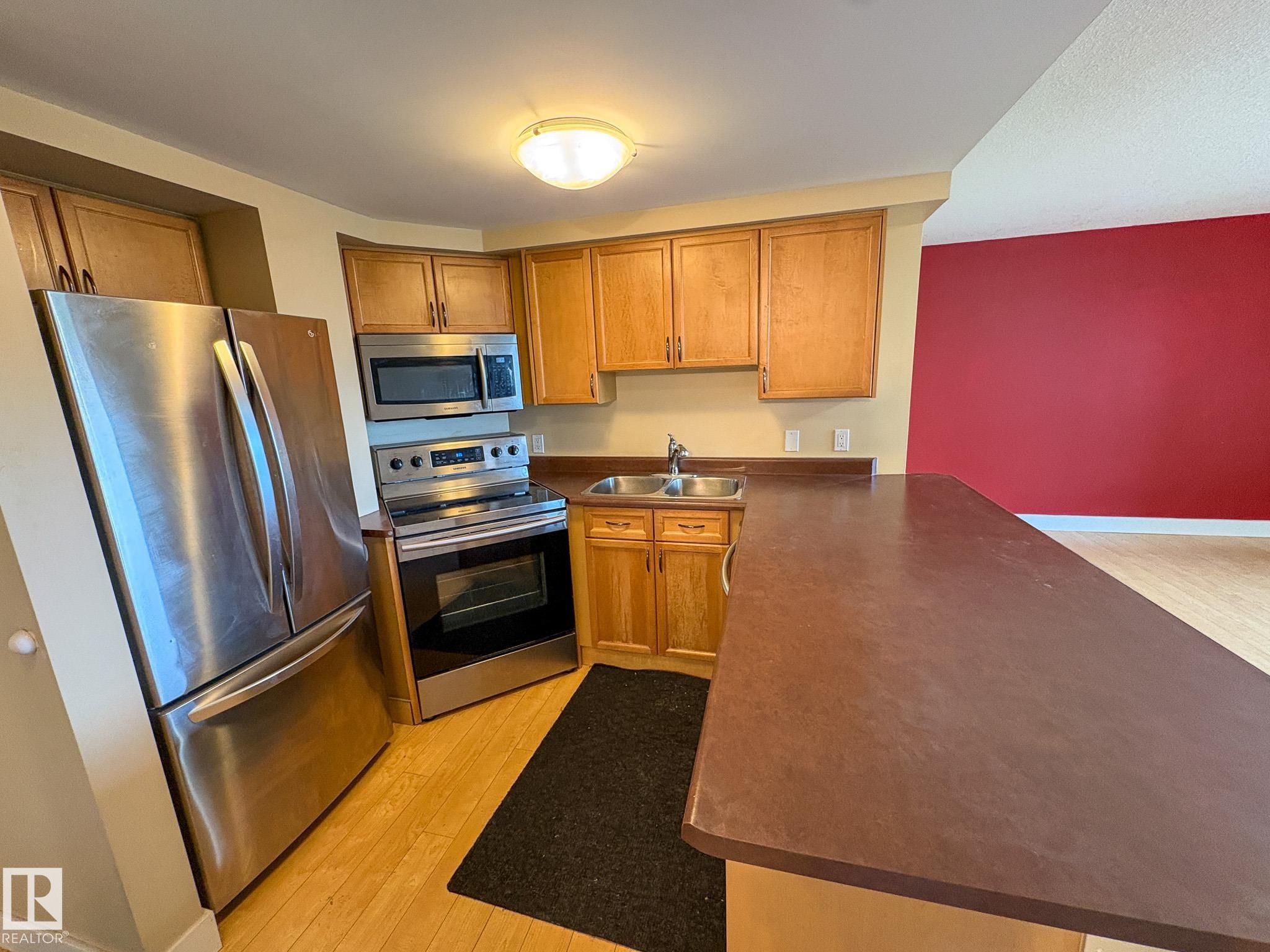 Photo 8 at 1202 - 9715 110 Street NW, Wîhkwêntôwin, Edmonton