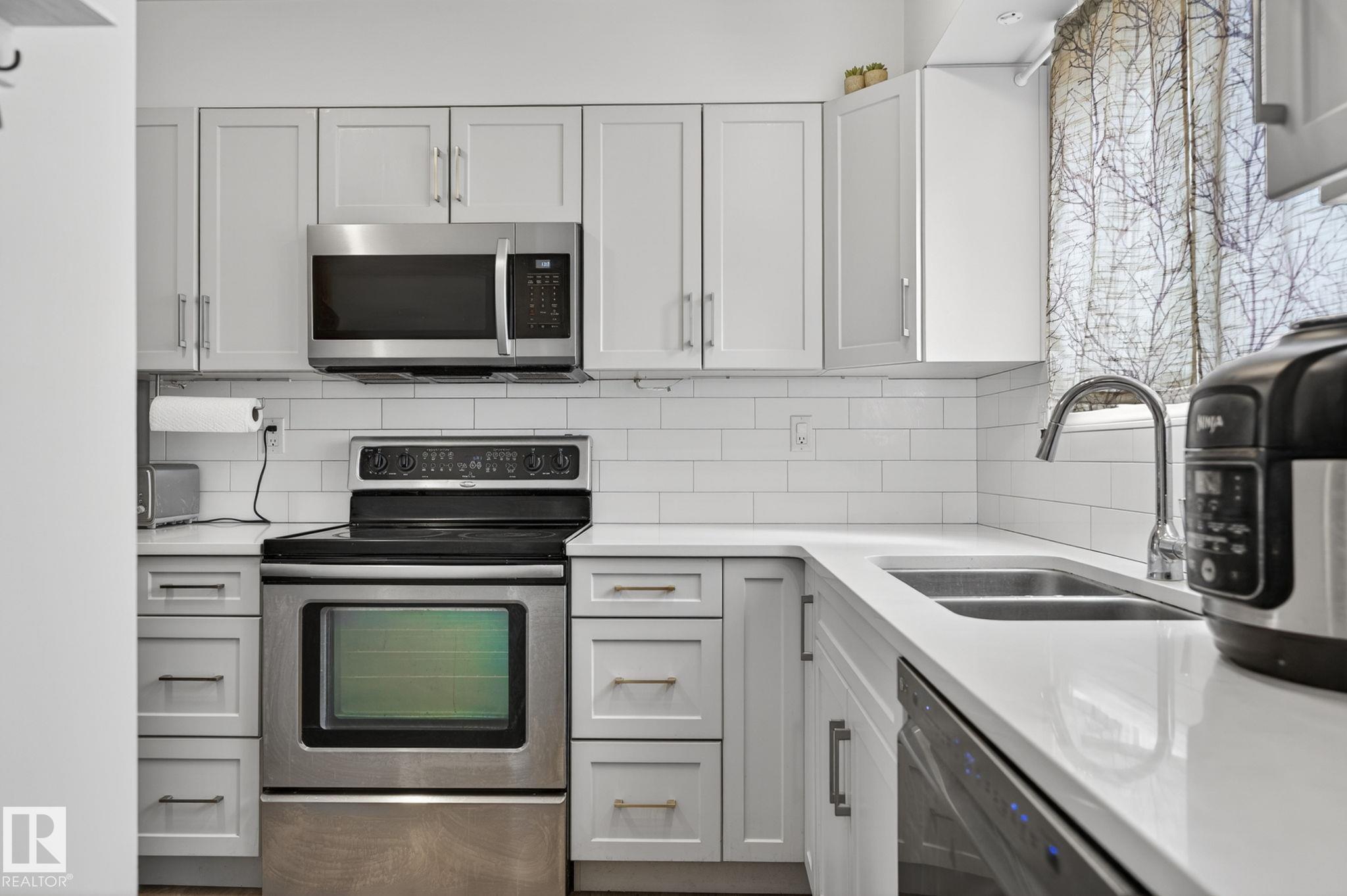 7604 29 Avenue NW, Kameyosek, Edmonton