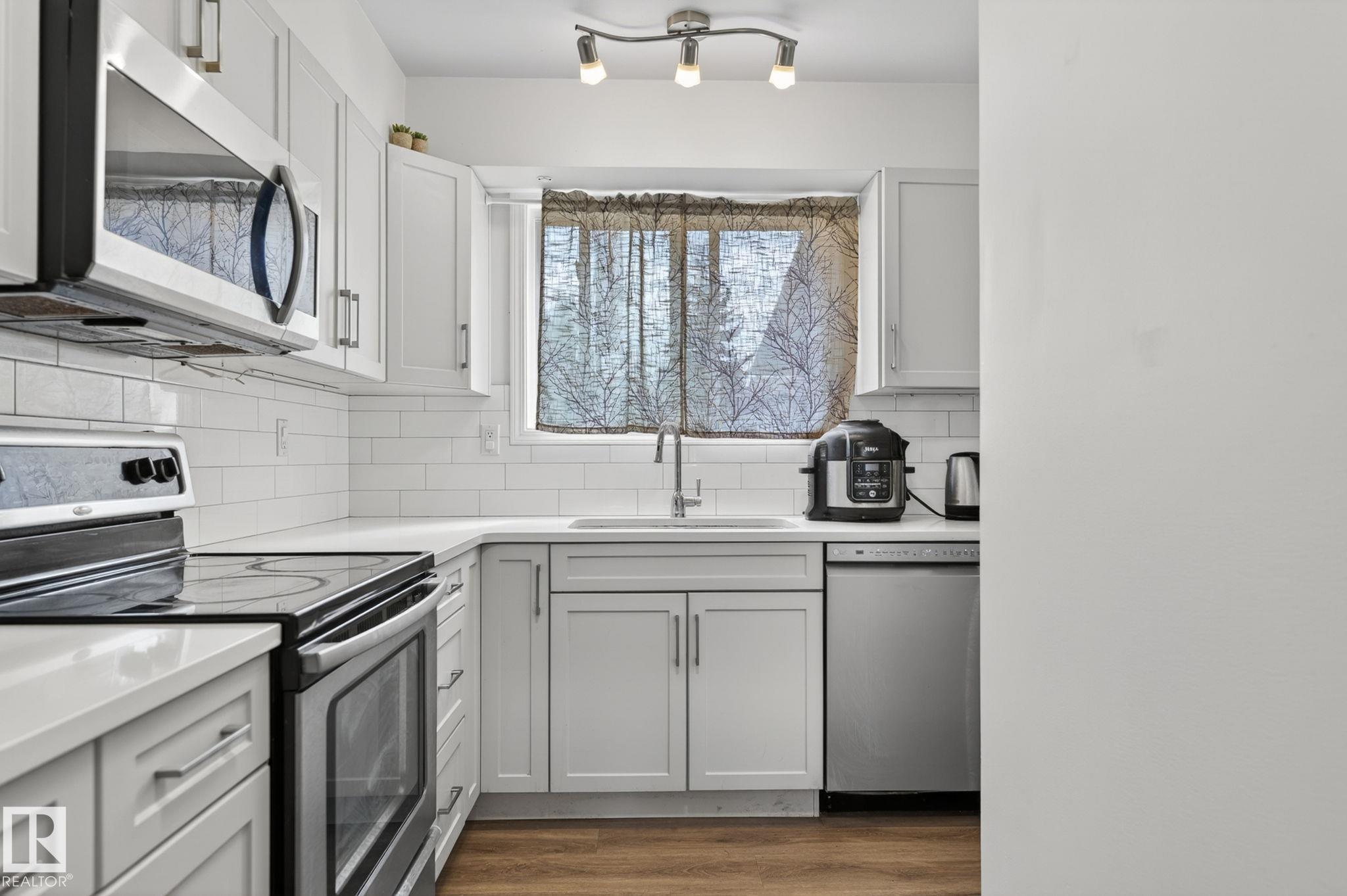 7604 29 Avenue NW, Kameyosek, Edmonton