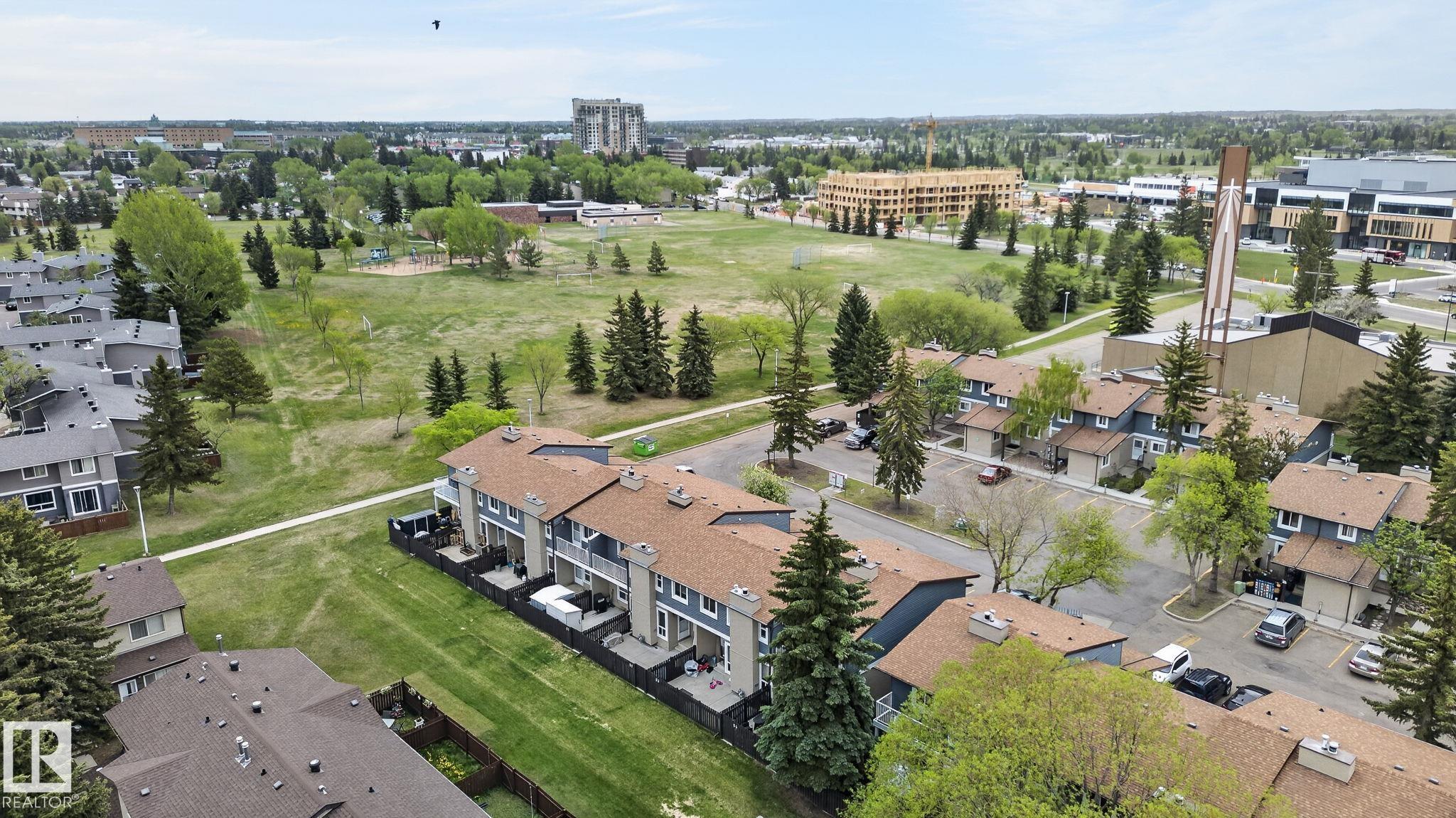 Photo 36 at 7604 29 Avenue NW, Kameyosek, Edmonton