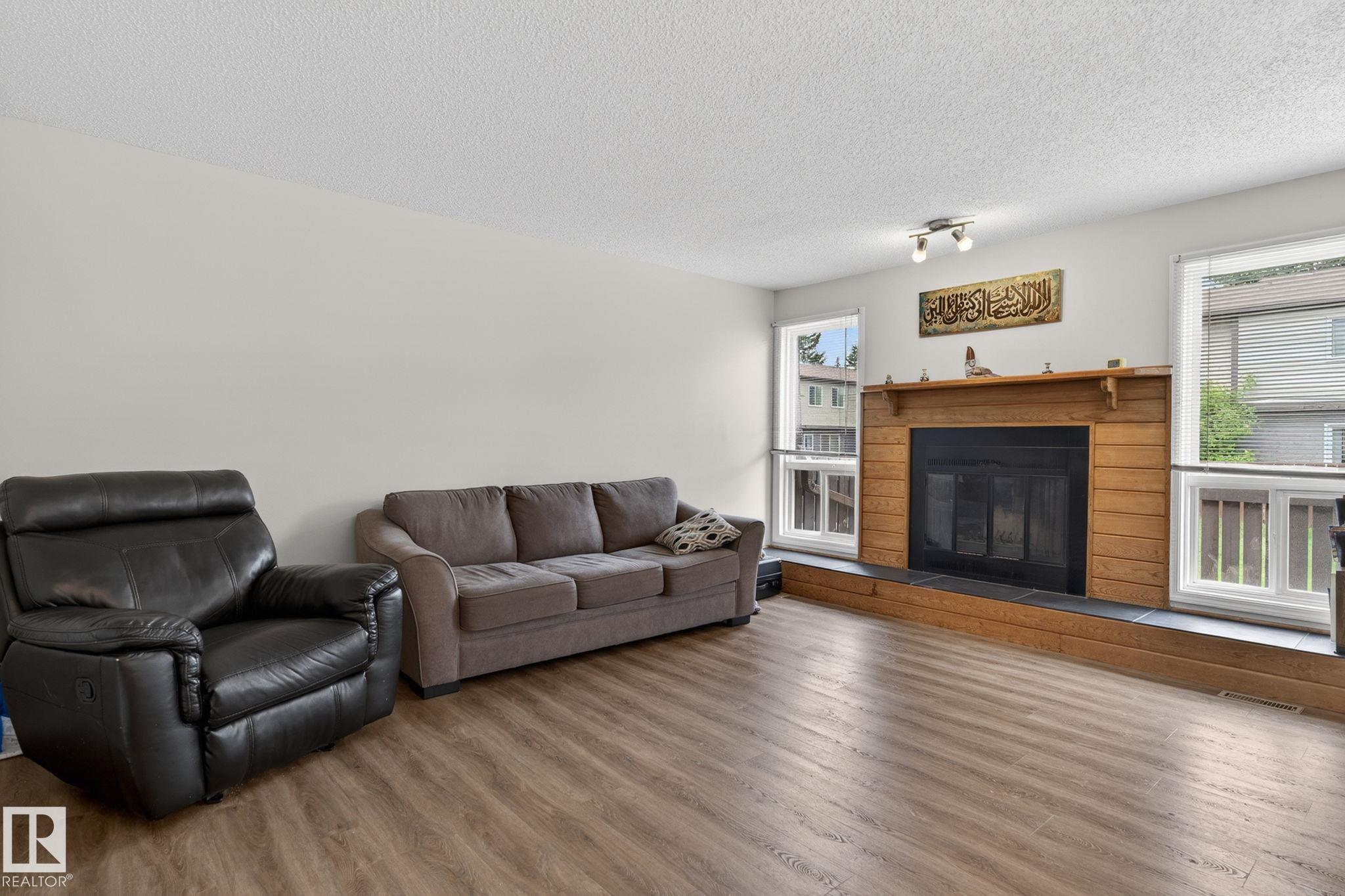 Photo 6 at 7604 29 Avenue NW, Kameyosek, Edmonton