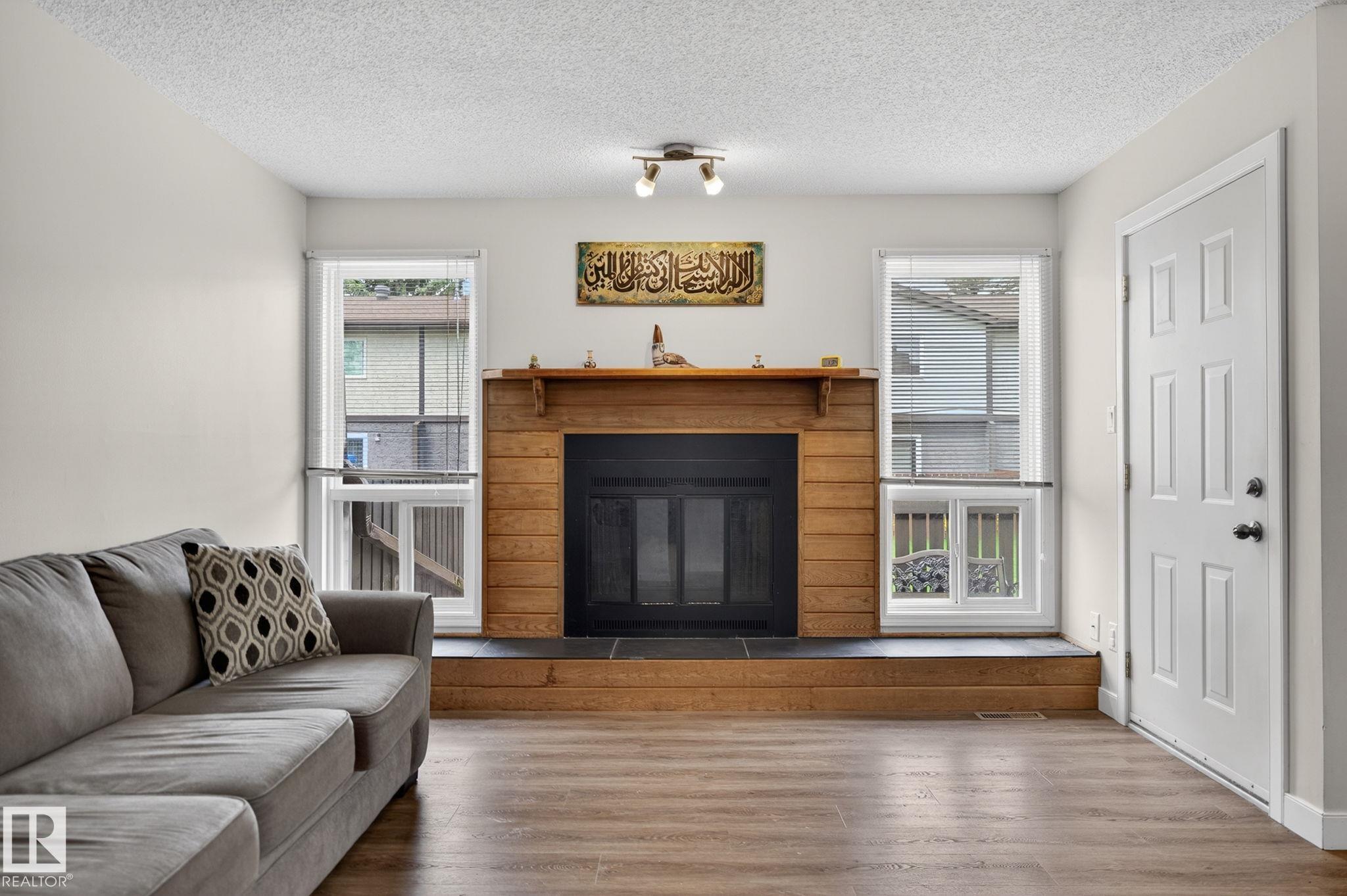 Photo 7 at 7604 29 Avenue NW, Kameyosek, Edmonton