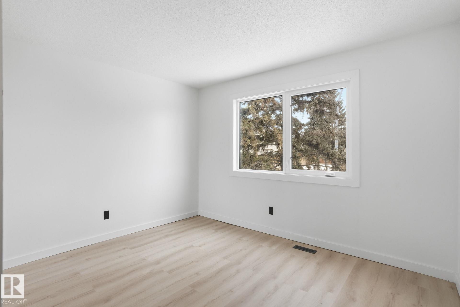 Photo 16 at 260 - 3307 116a Avenue NW, Rundle Heights, Edmonton