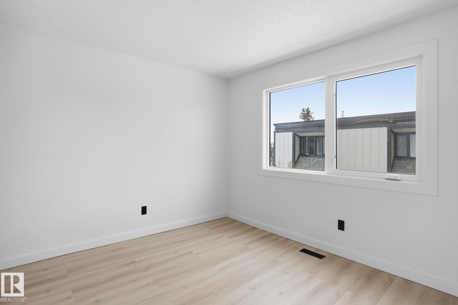 Photo 18 at 260 - 3307 116a Avenue NW, Rundle Heights, Edmonton
