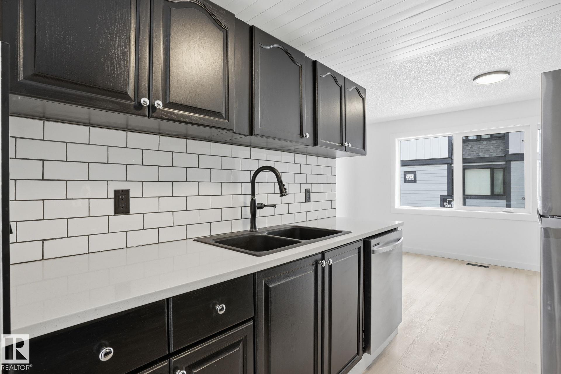 260 - 3307 116a Avenue NW, Rundle Heights, Edmonton
