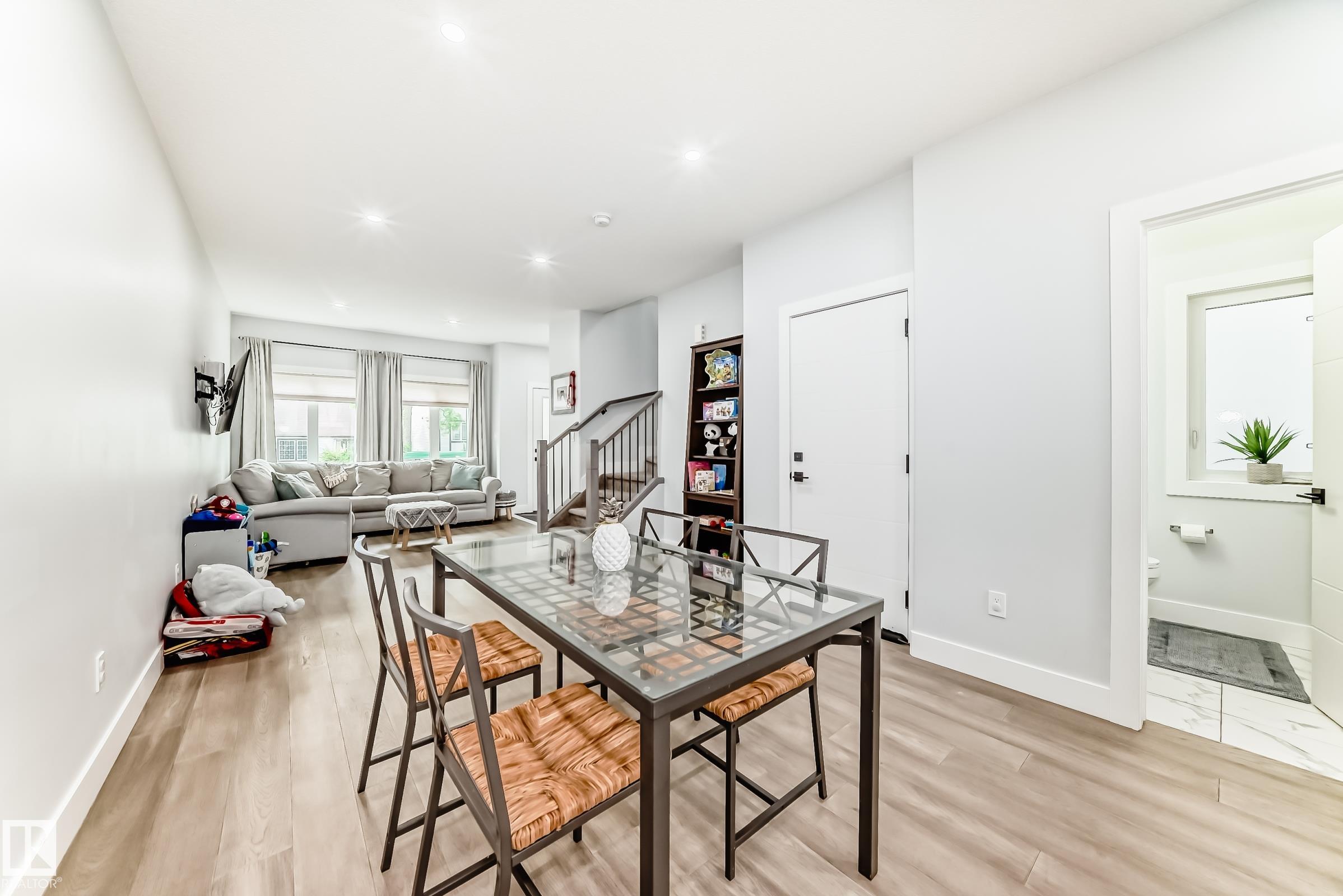 Photo 17 at 9830 73 Avenue NW, Ritchie, Edmonton