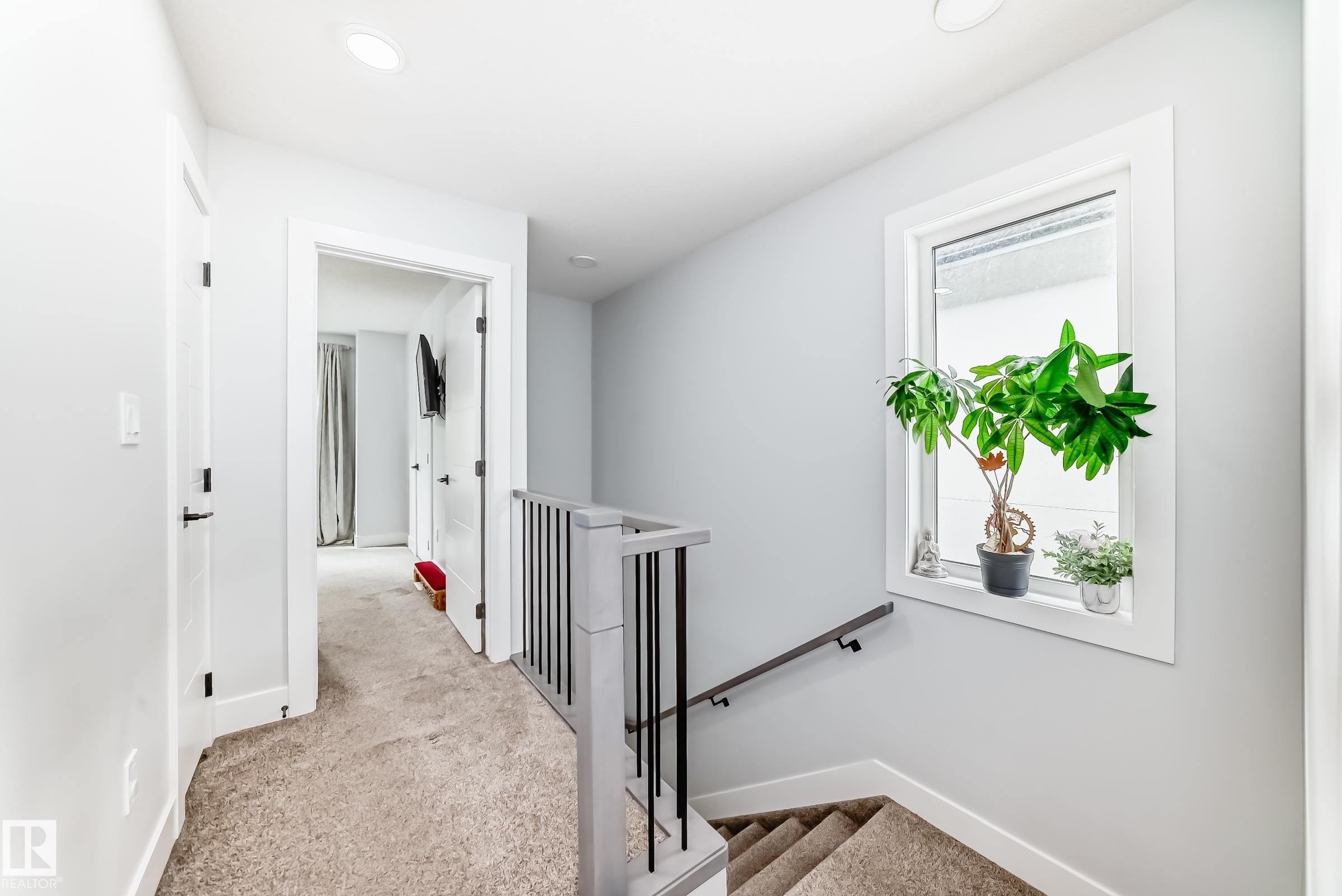 Photo 33 at 9830 73 Avenue NW, Ritchie, Edmonton