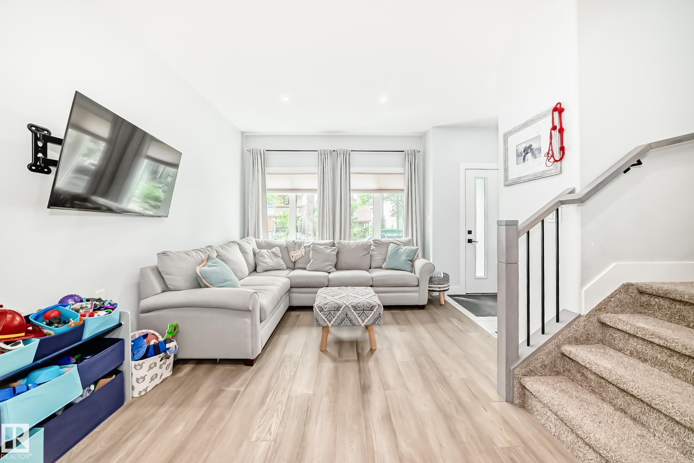 9830 73 Avenue NW, Ritchie, Edmonton