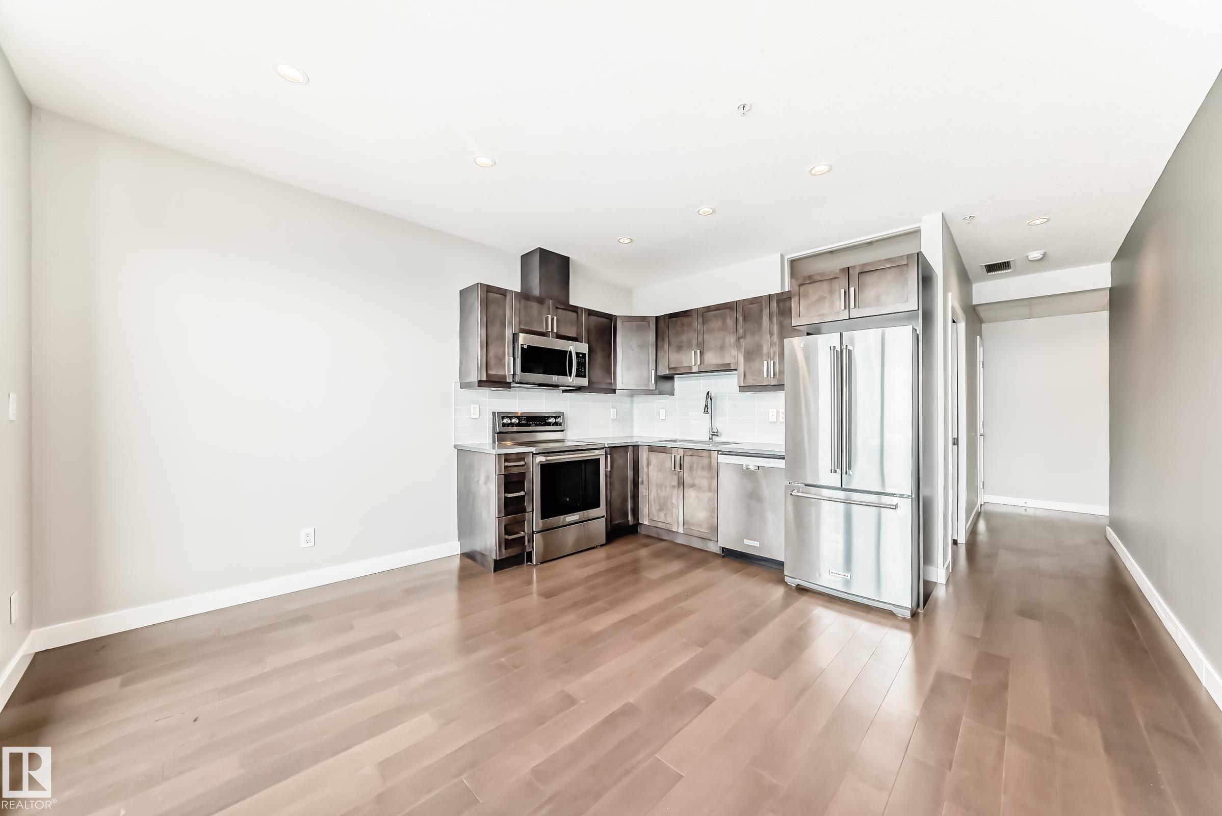 Photo 12 at 2604 - 10238 103 Street NW, Downtown, Edmonton