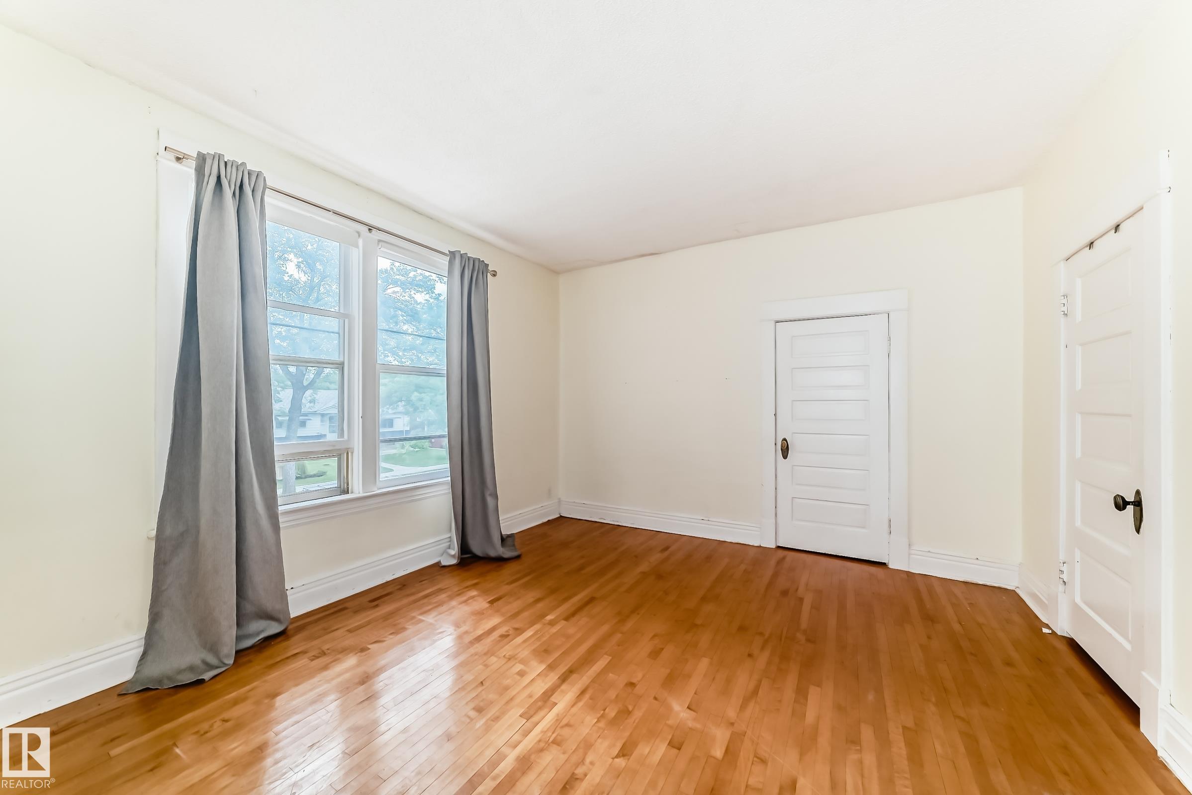 Photo 34 at 10748 123 Street NW, Westmount, Edmonton