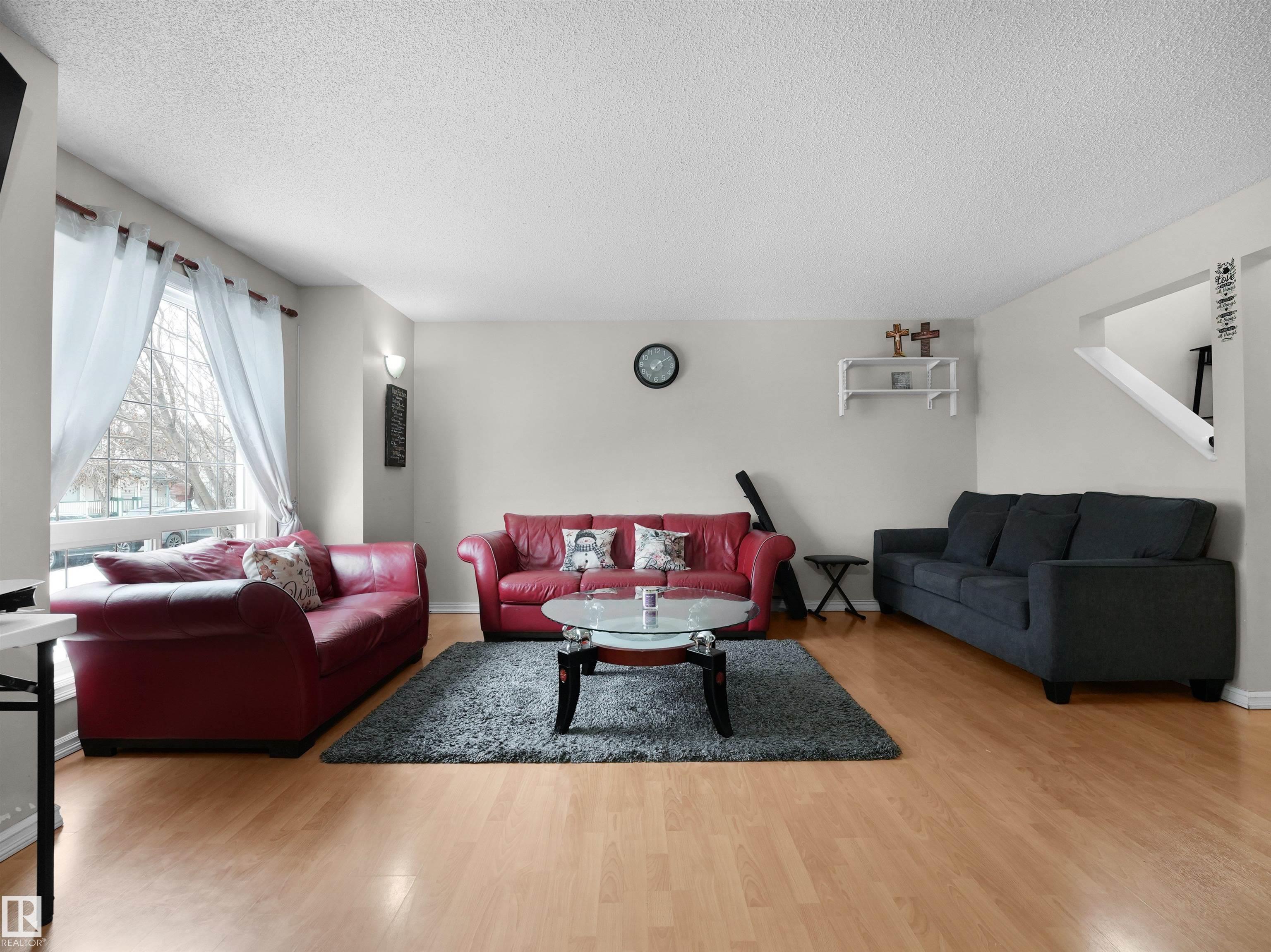 21379 89 Avenue NW, Suder Greens, Edmonton