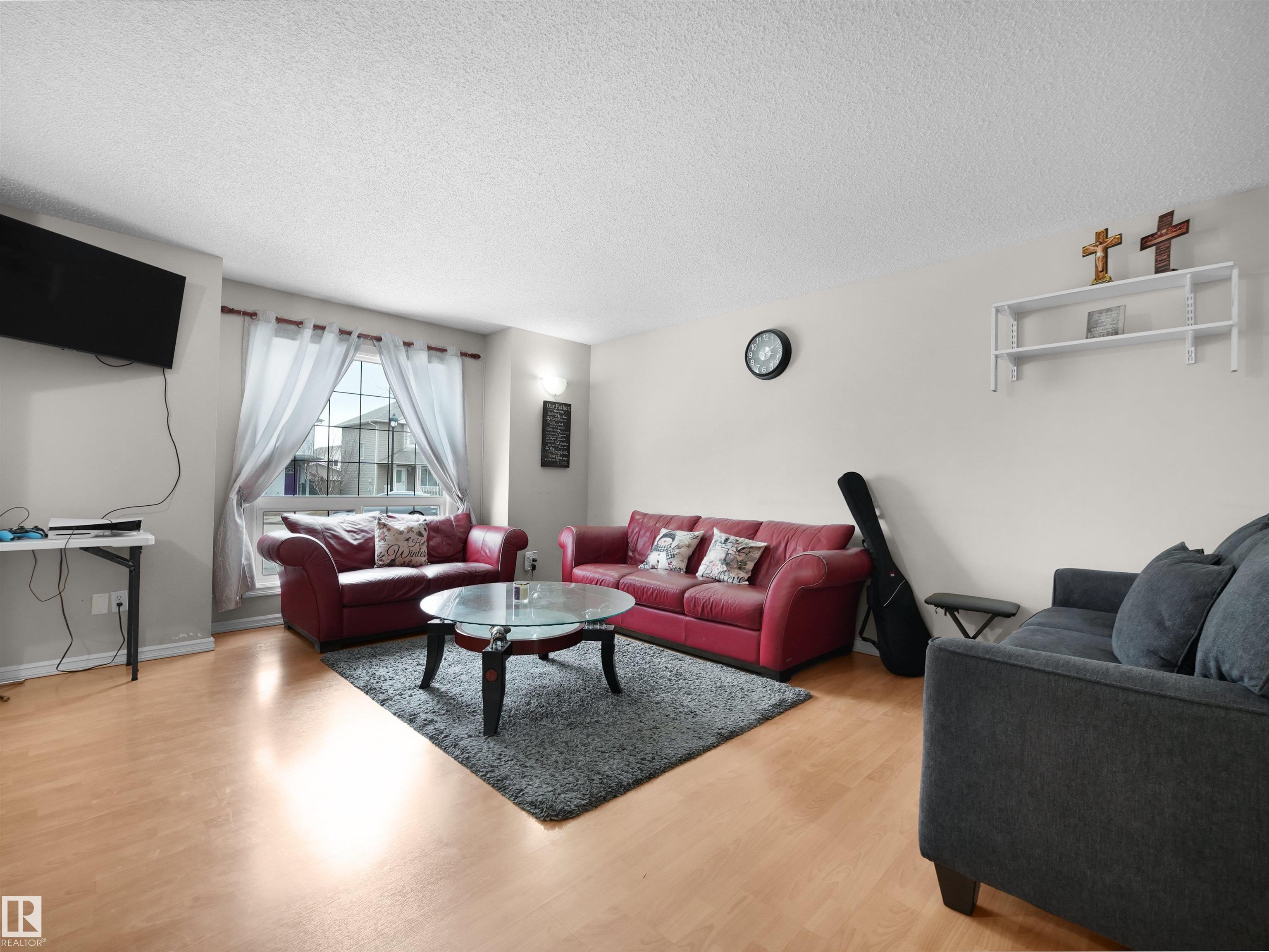 Photo 6 at 21379 89 Avenue NW, Suder Greens, Edmonton