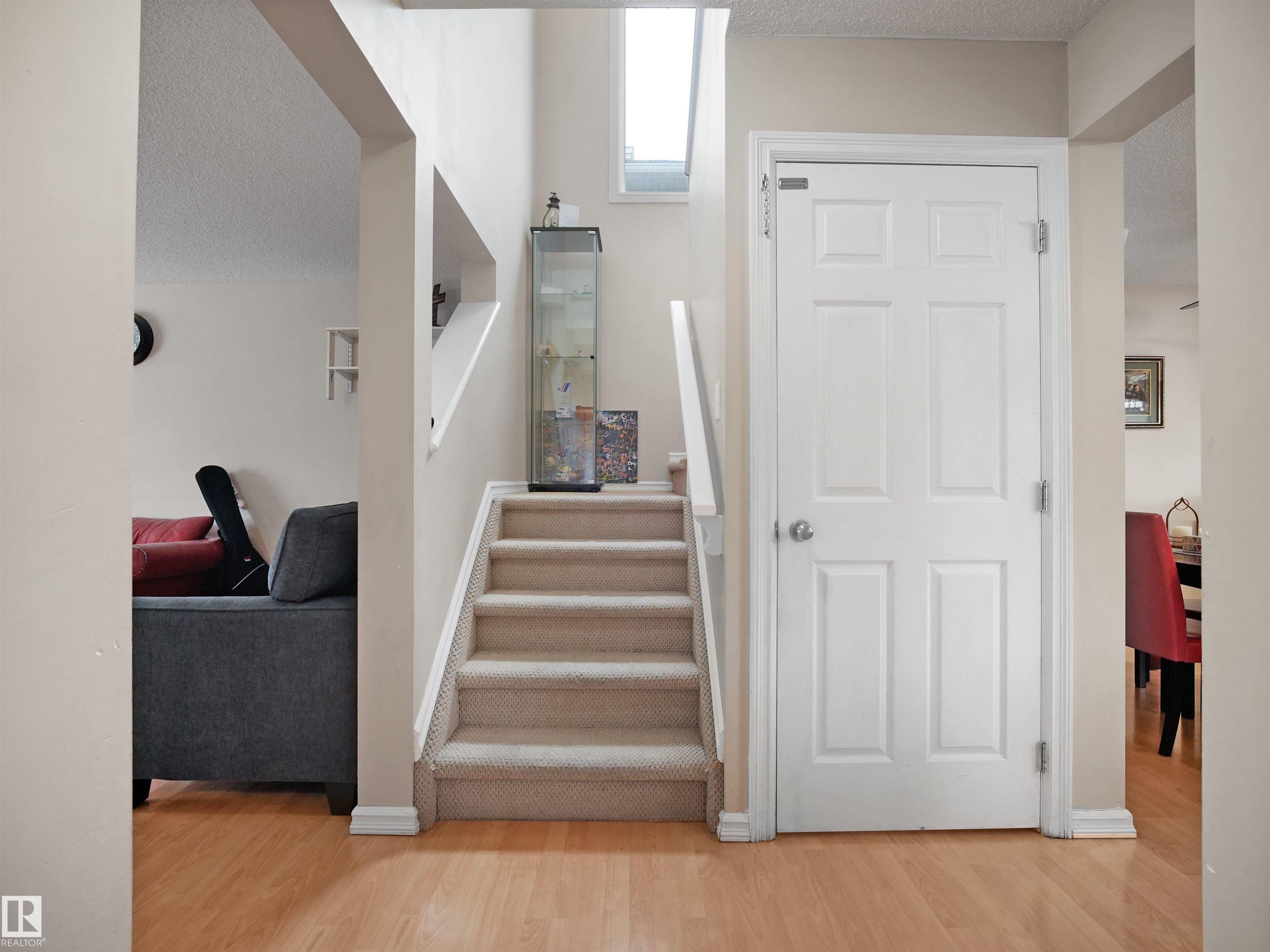 Photo 8 at 21379 89 Avenue NW, Suder Greens, Edmonton