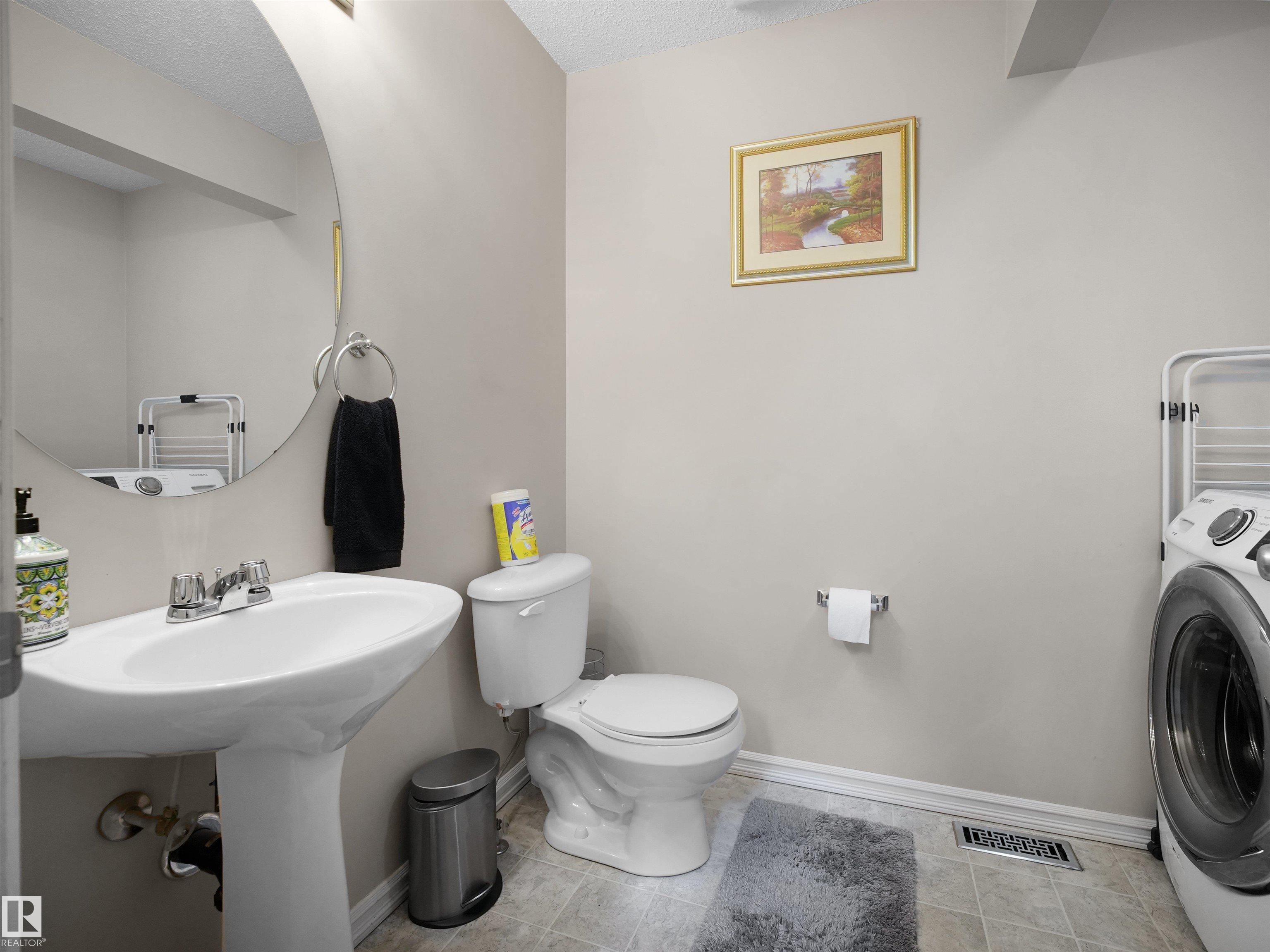 Photo 9 at 21379 89 Avenue NW, Suder Greens, Edmonton