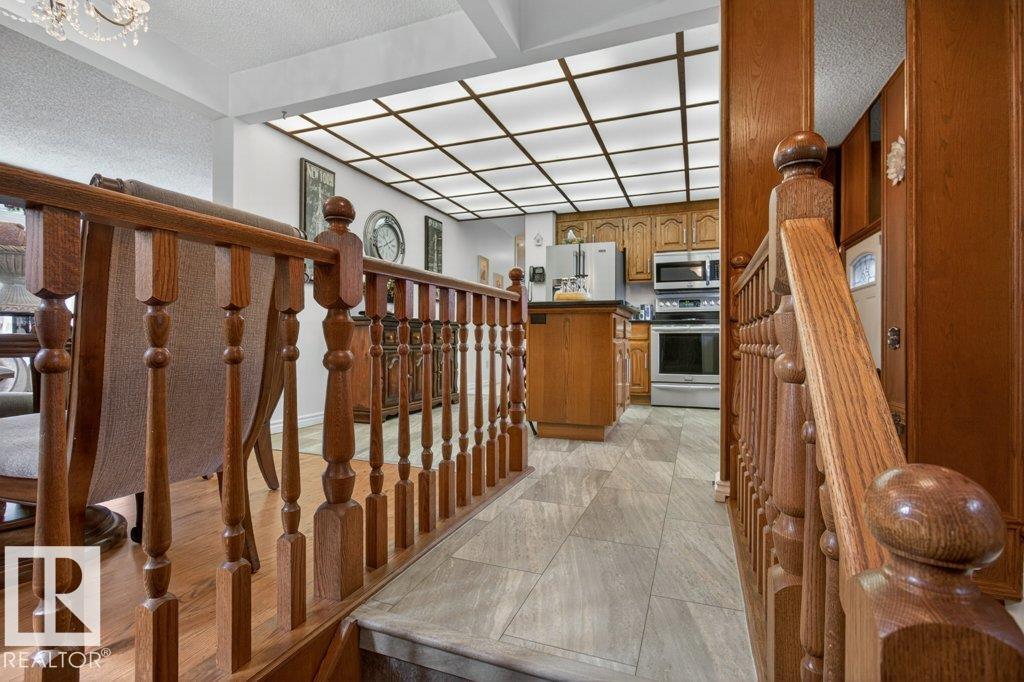 Photo 22 at 6616 95 Avenue NW, Ottewell, Edmonton