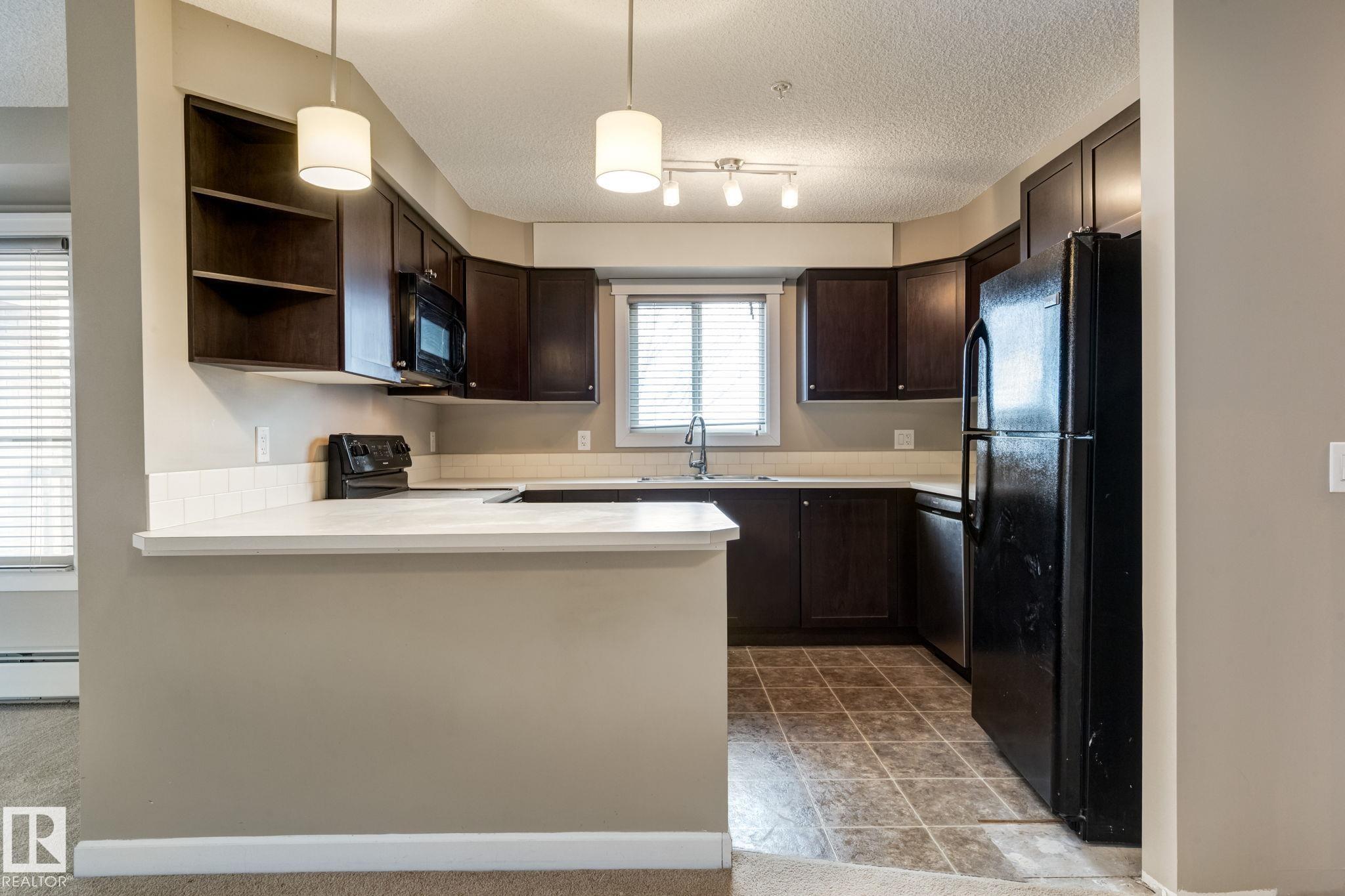 Photo 11 at 204 - 3715 Whitelaw Lane NW, Windermere, Edmonton