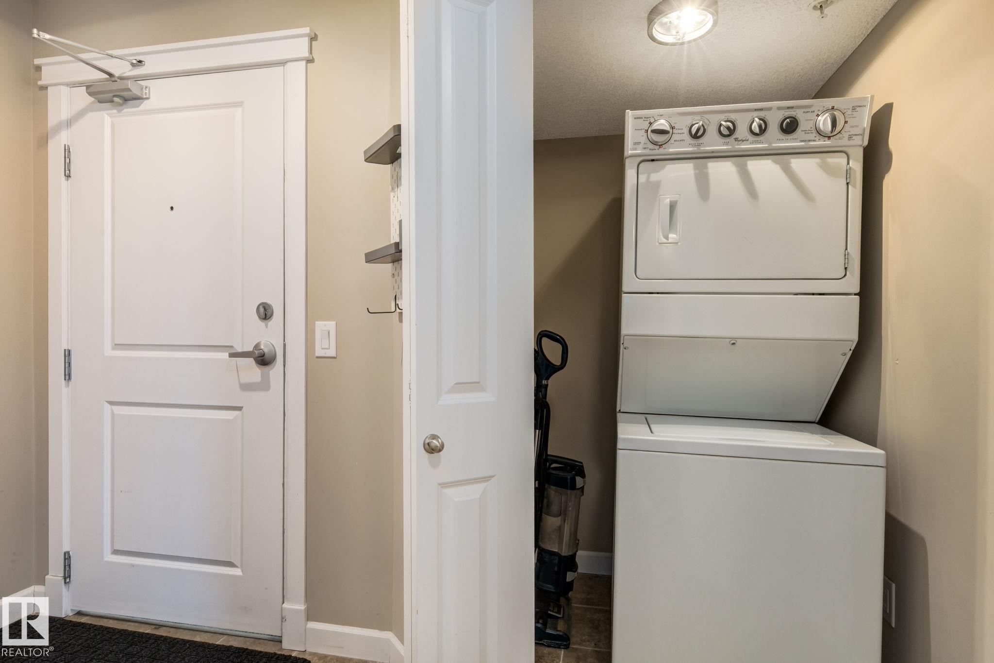 Photo 13 at 204 - 3715 Whitelaw Lane NW, Windermere, Edmonton