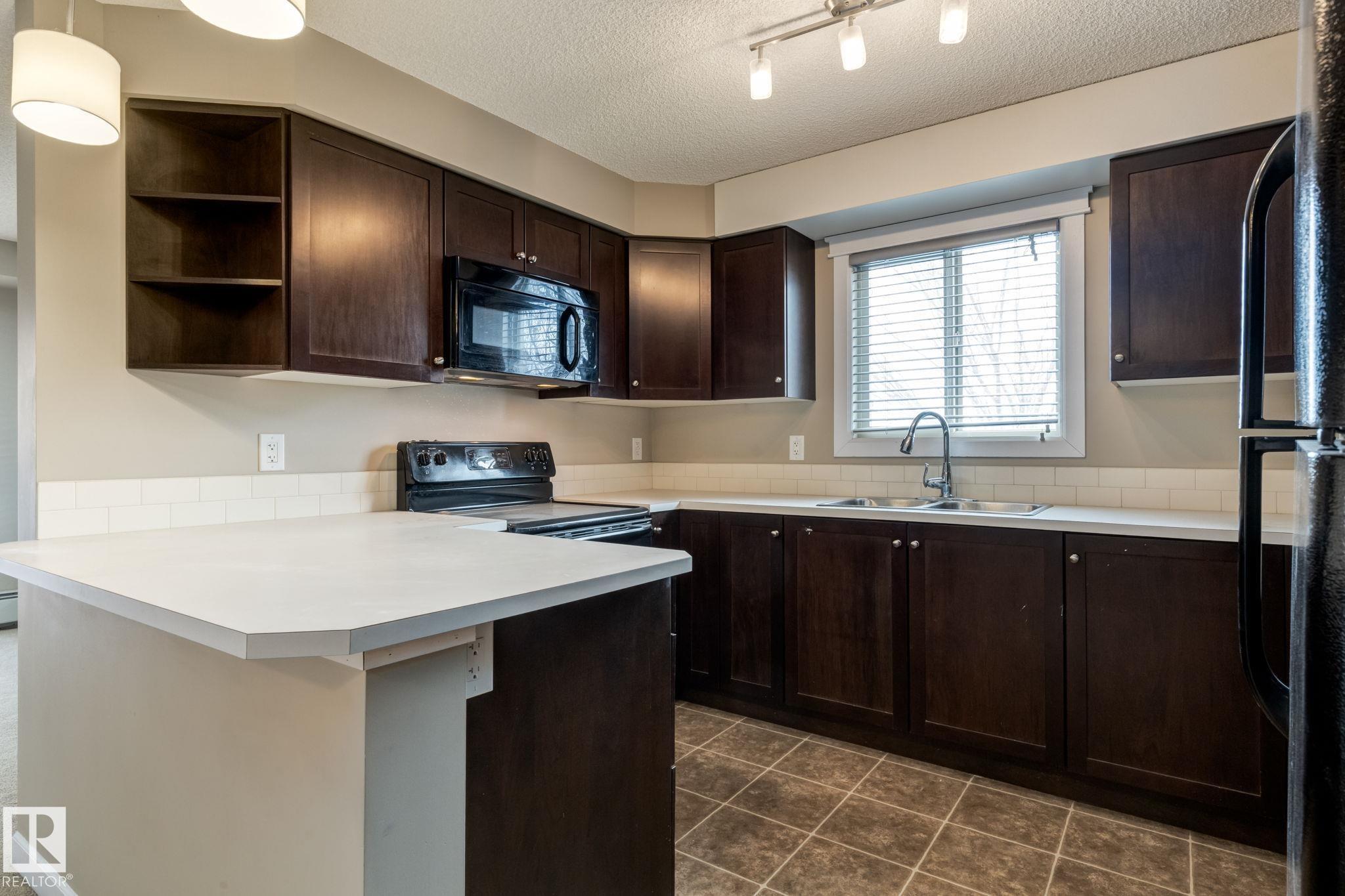 Photo 8 at 204 - 3715 Whitelaw Lane NW, Windermere, Edmonton