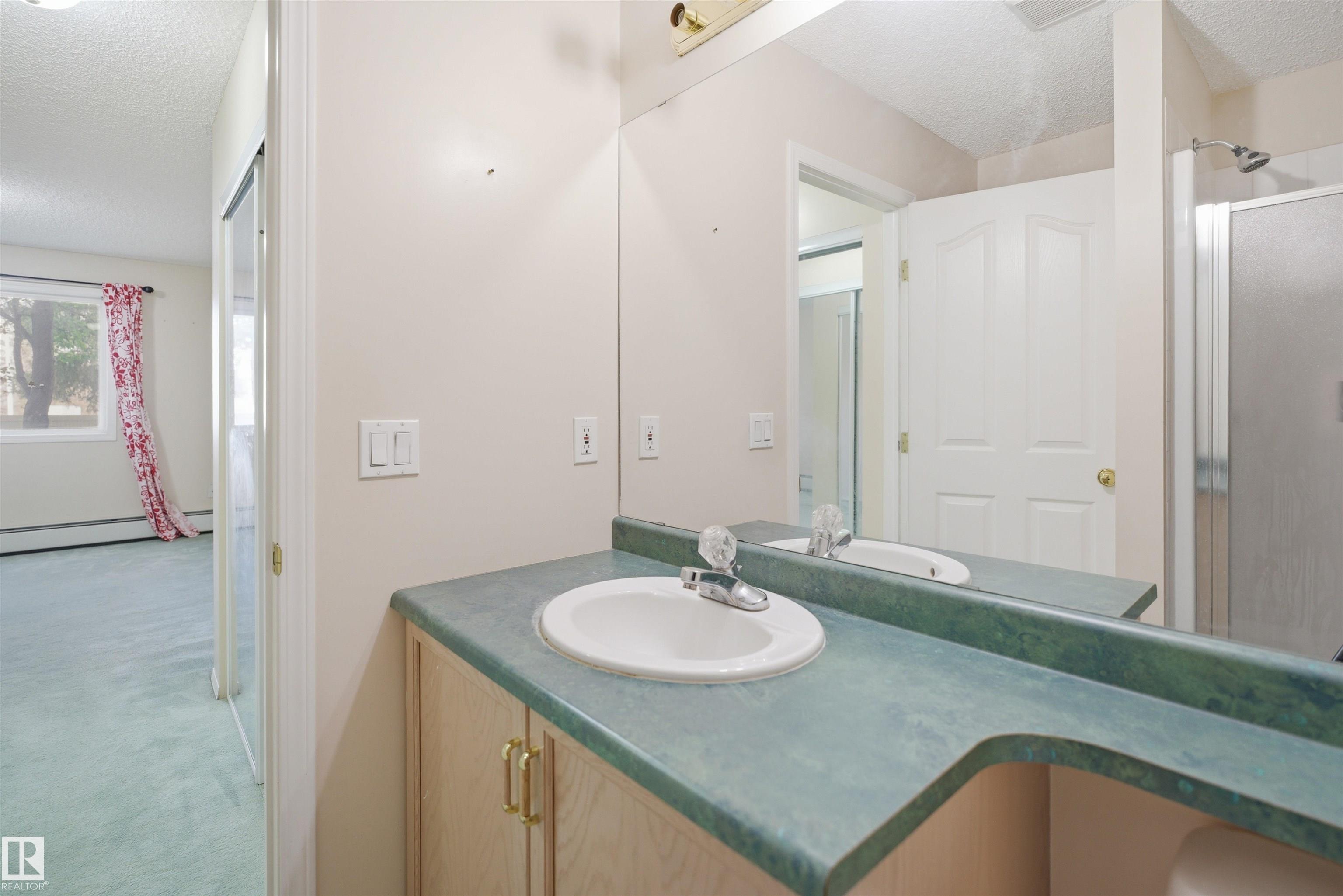 Photo 13 at 124 - 10511 42 Avenue NW, Rideau Park, Edmonton