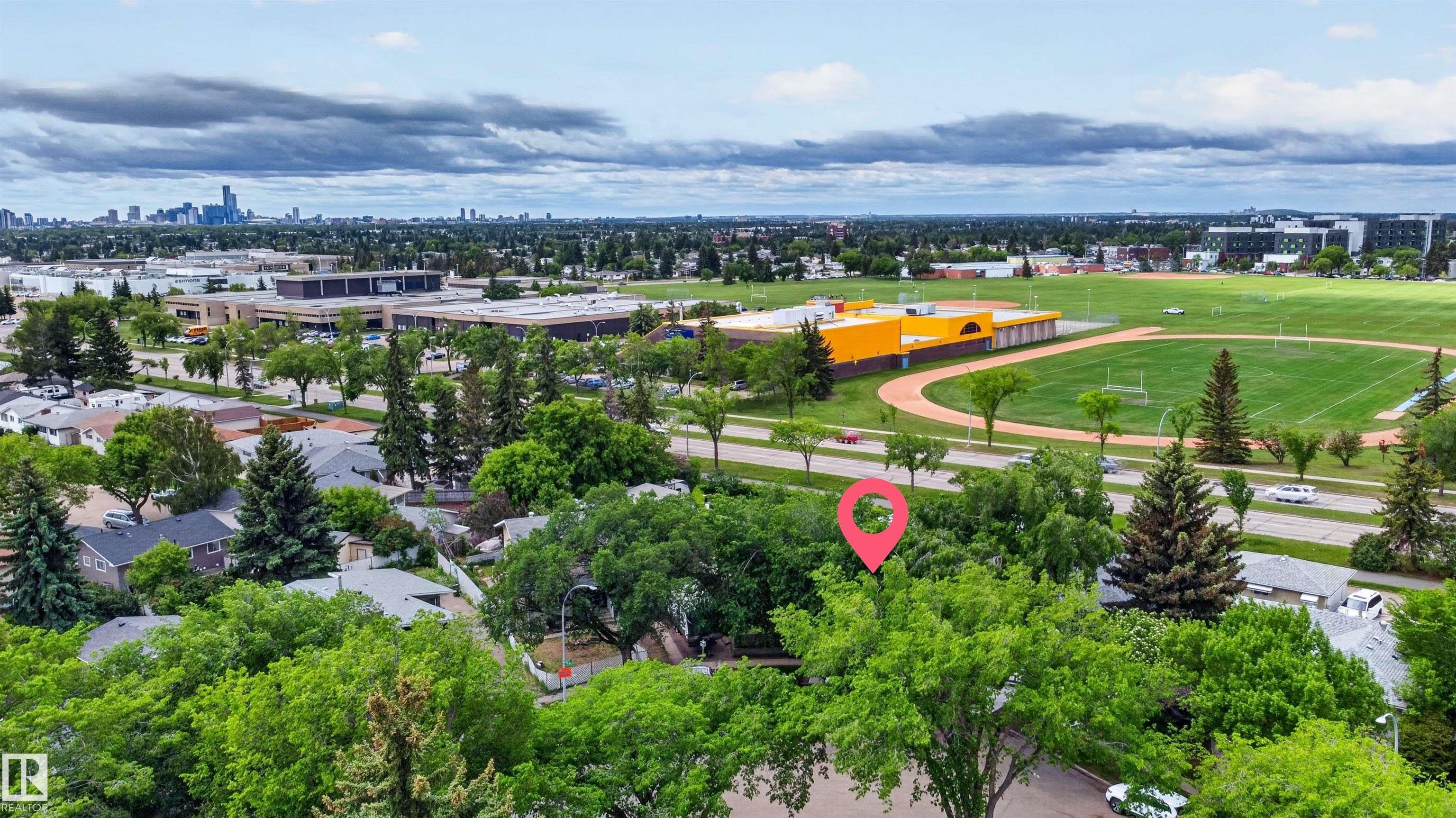 Photo 6 at 14708 65 Street NW, Mcleod, Edmonton