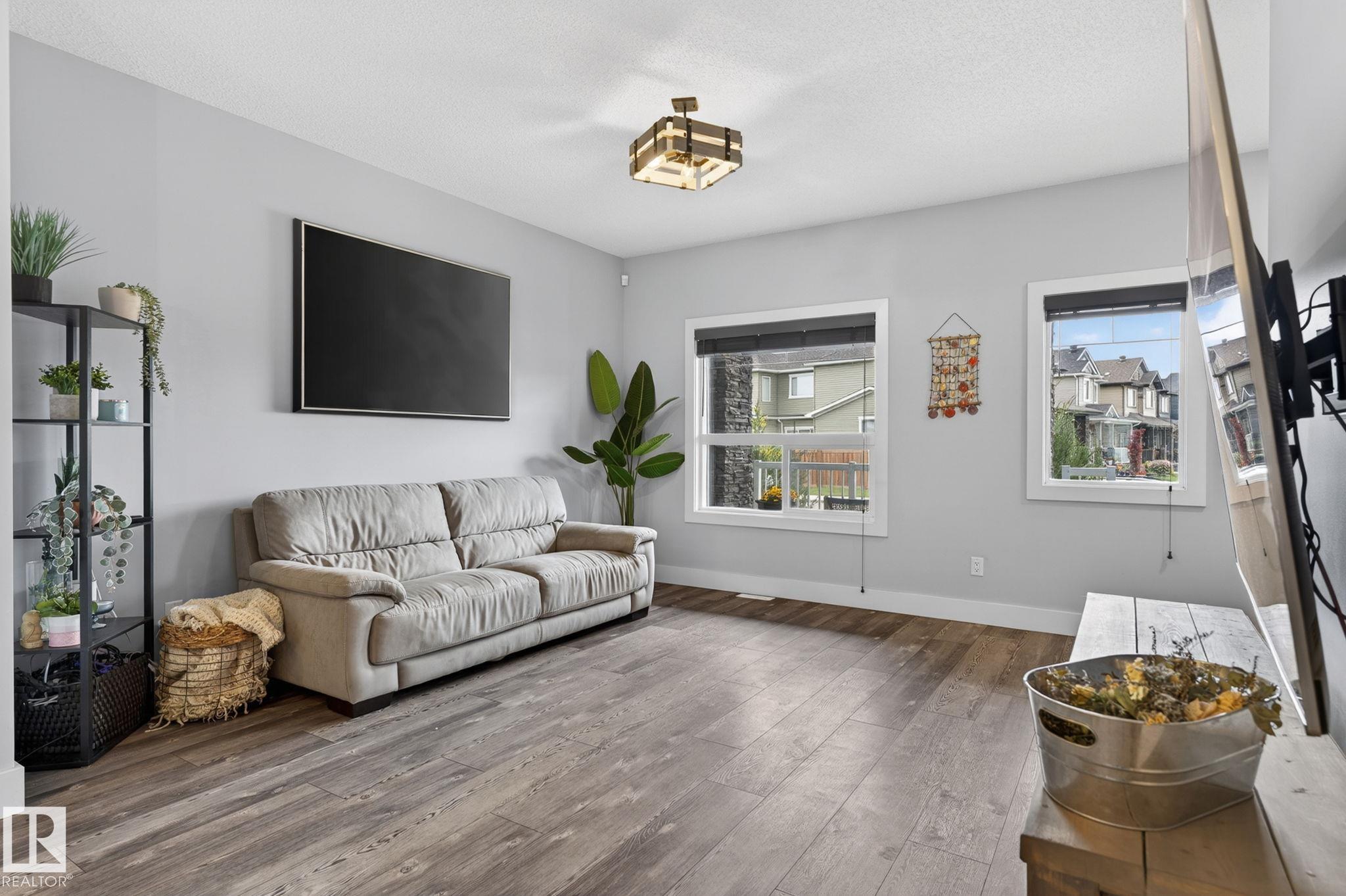 17733 64a Street NW, McConachie Area, Edmonton