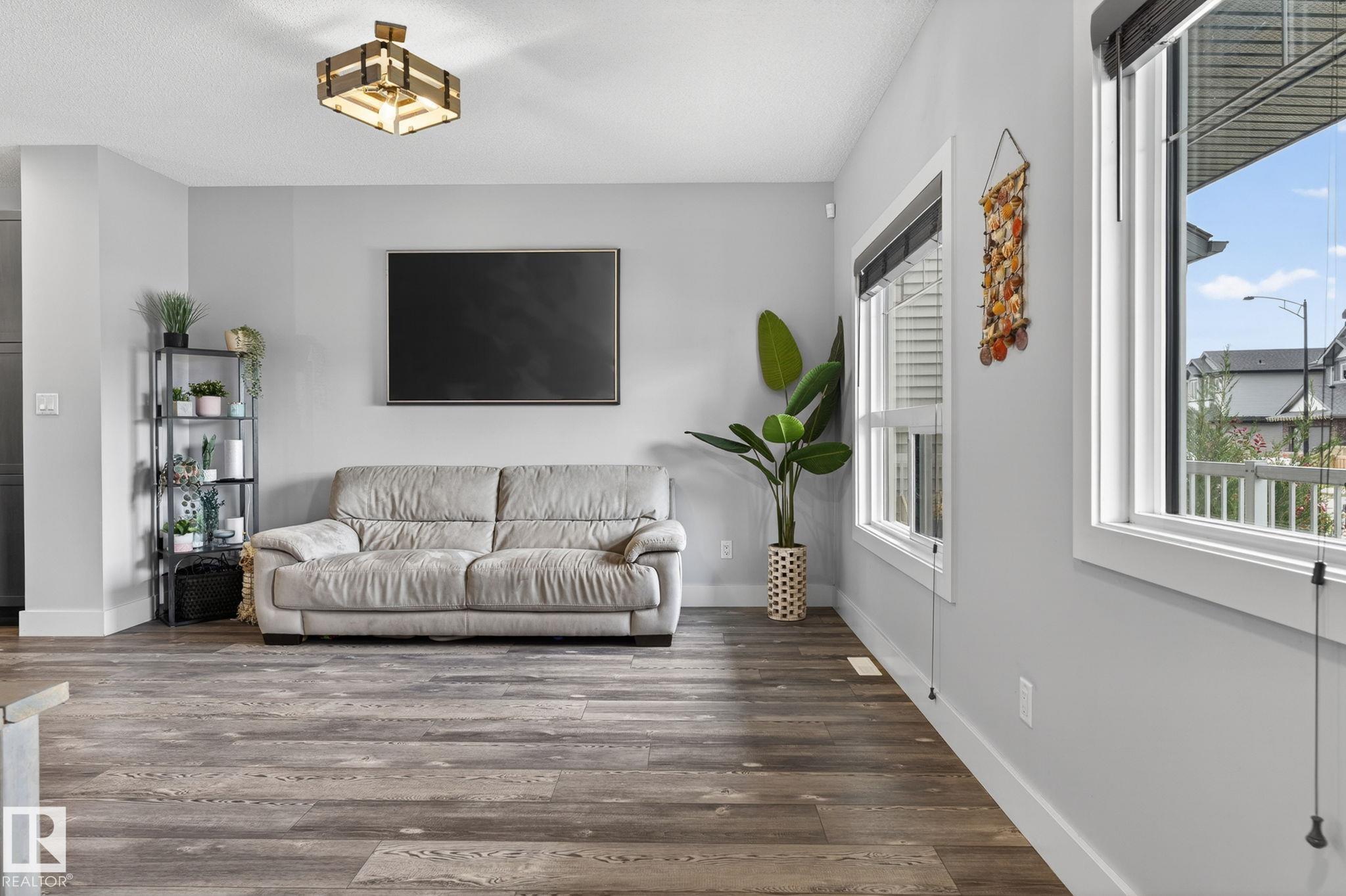 17733 64a Street NW, McConachie Area, Edmonton