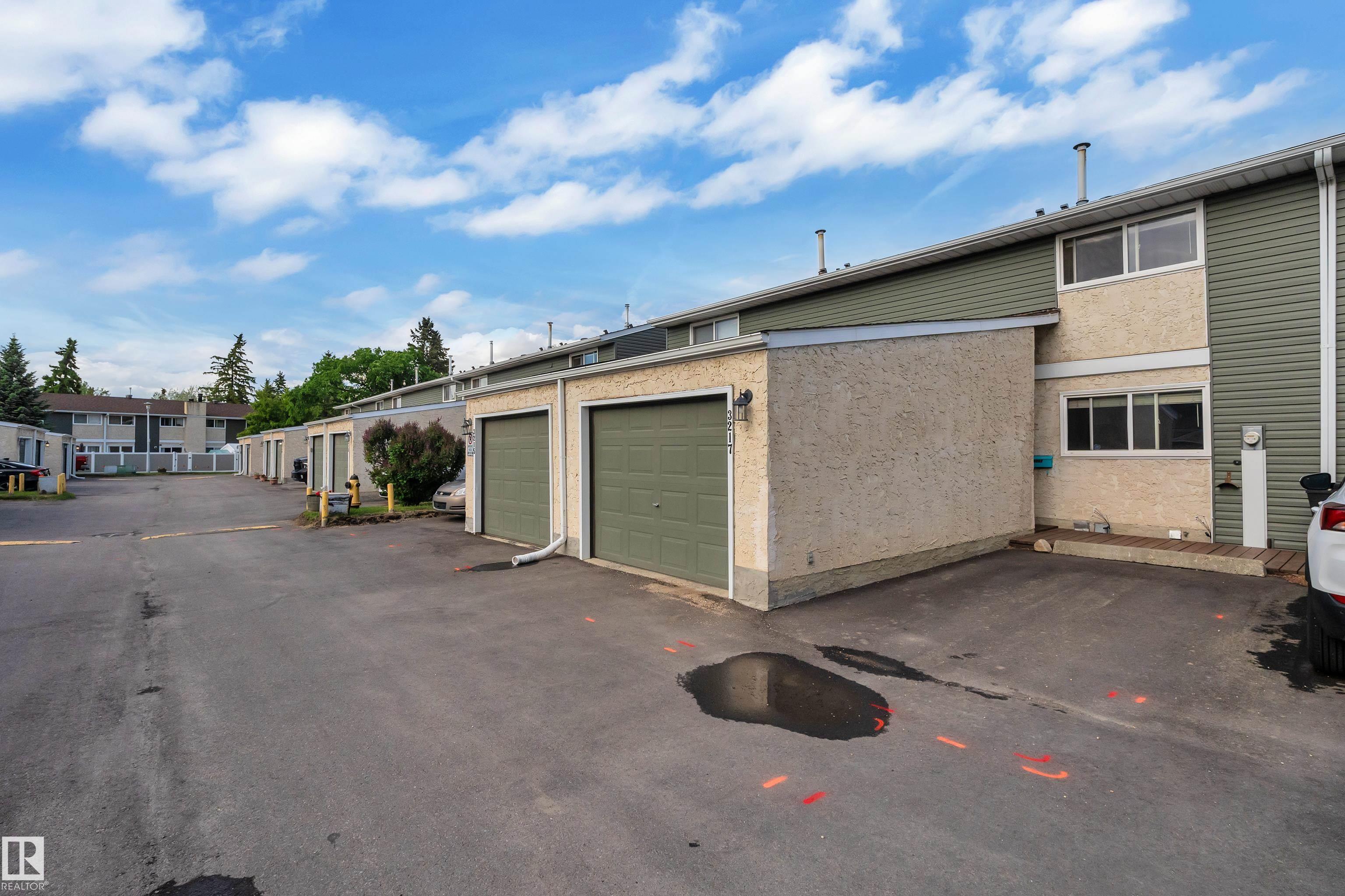 3217 132a Avenue NW, Belmont, Edmonton