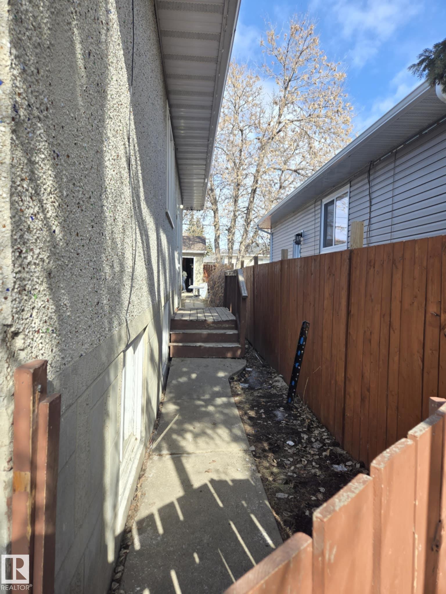 Photo 17 at 6422 132 Avenue NW, Belvedere, Edmonton