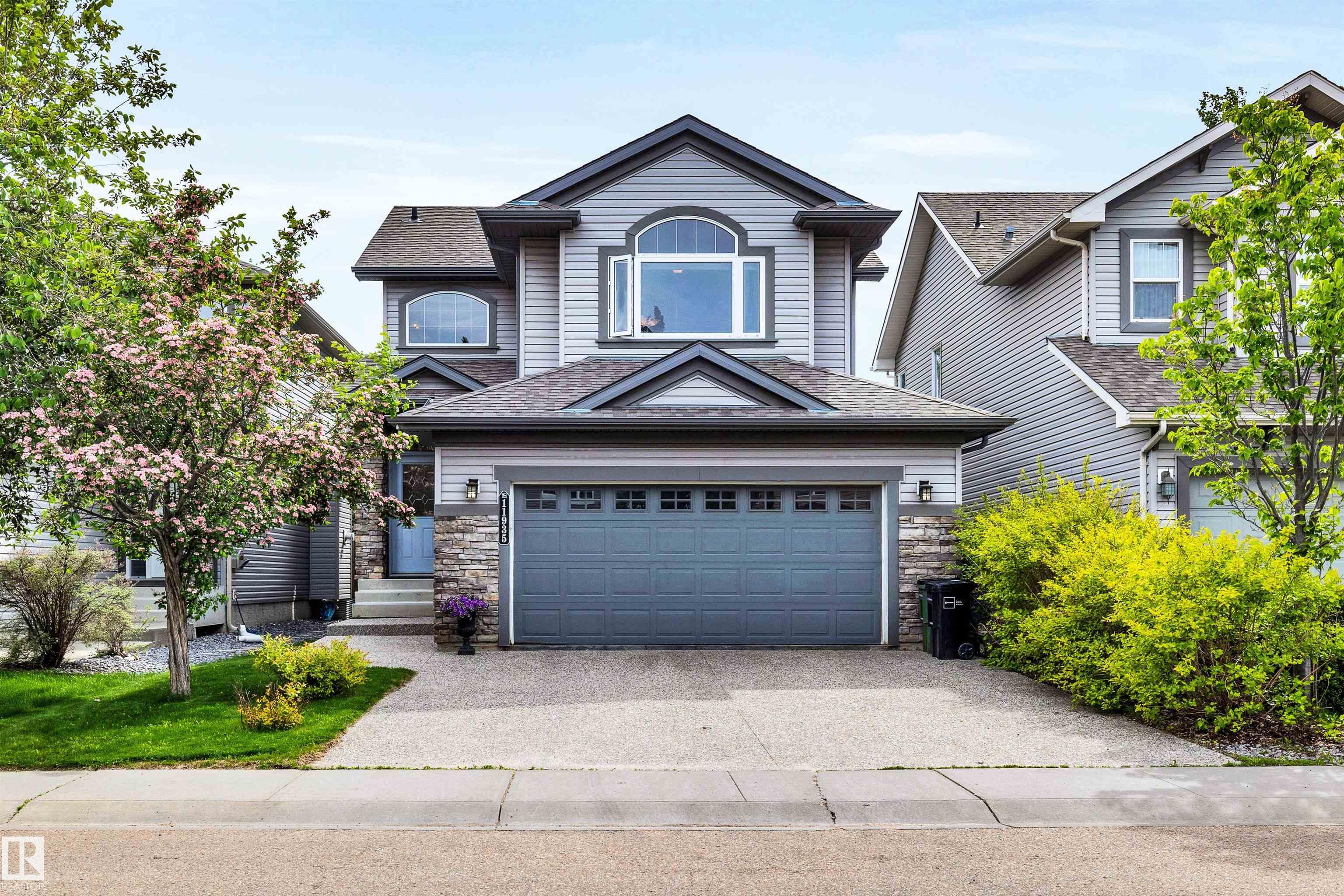 11935 21 Avenue SW, Rutherford, Edmonton