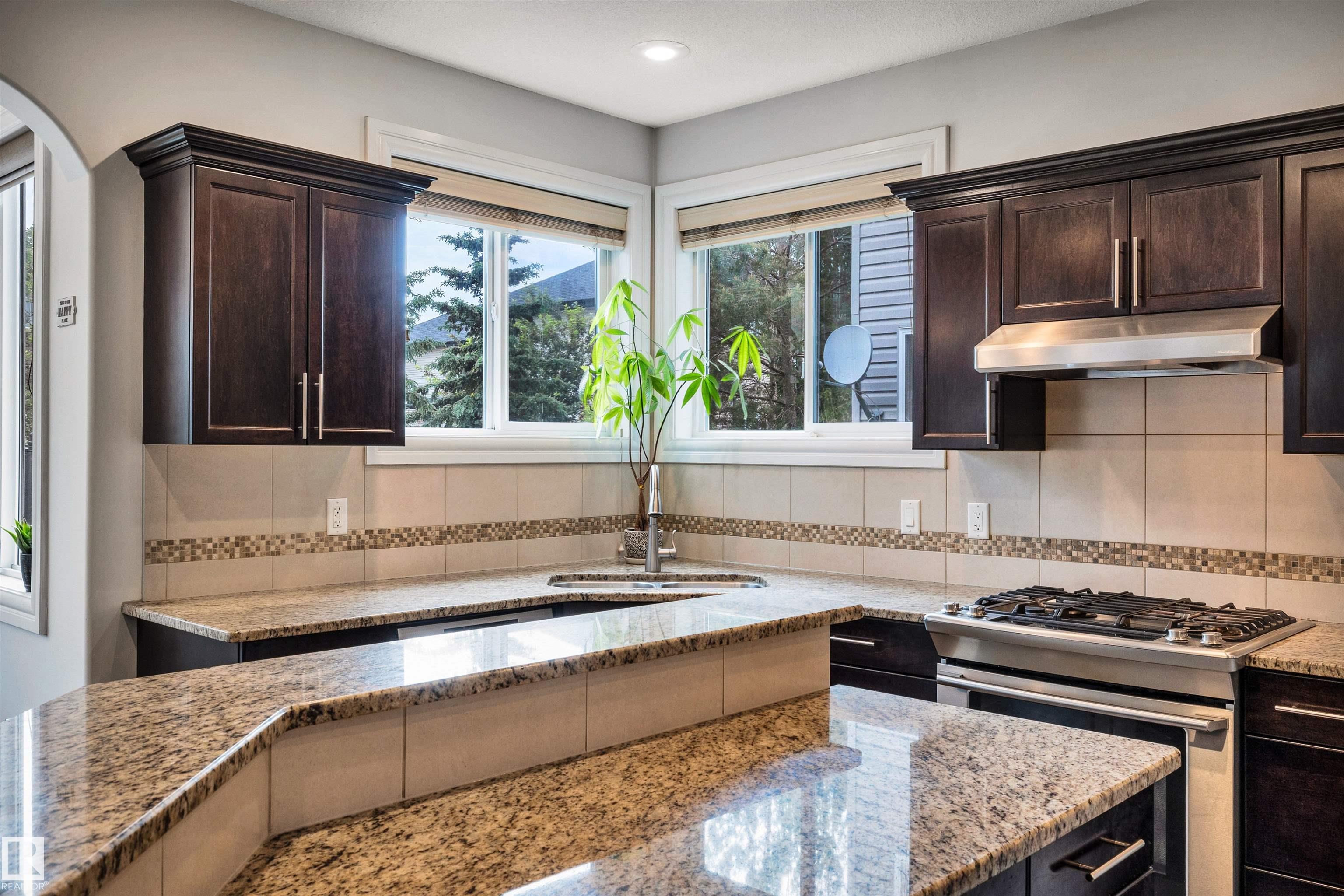 Photo 16 at 11935 21 Avenue SW, Rutherford, Edmonton