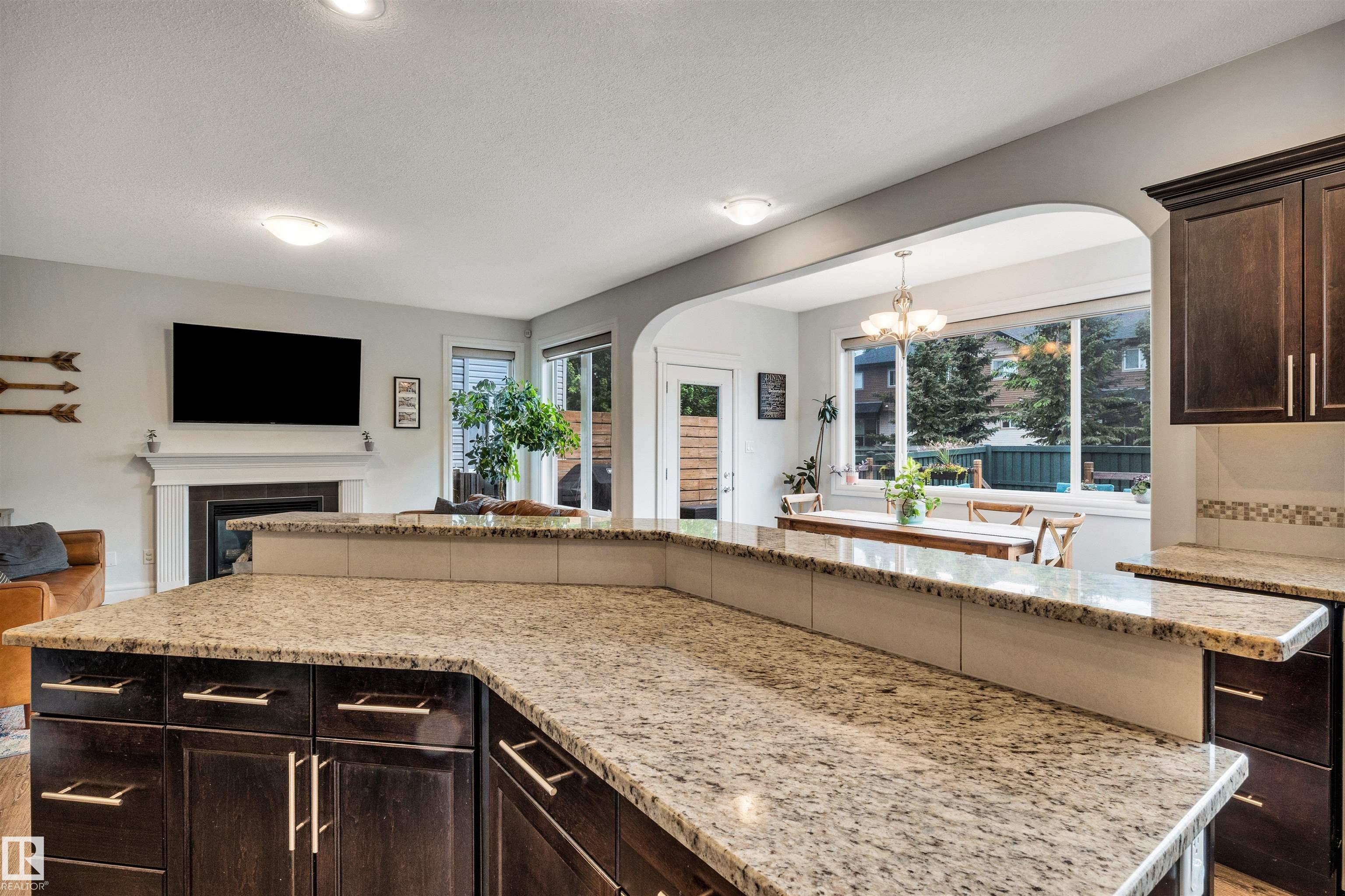 Photo 17 at 11935 21 Avenue SW, Rutherford, Edmonton