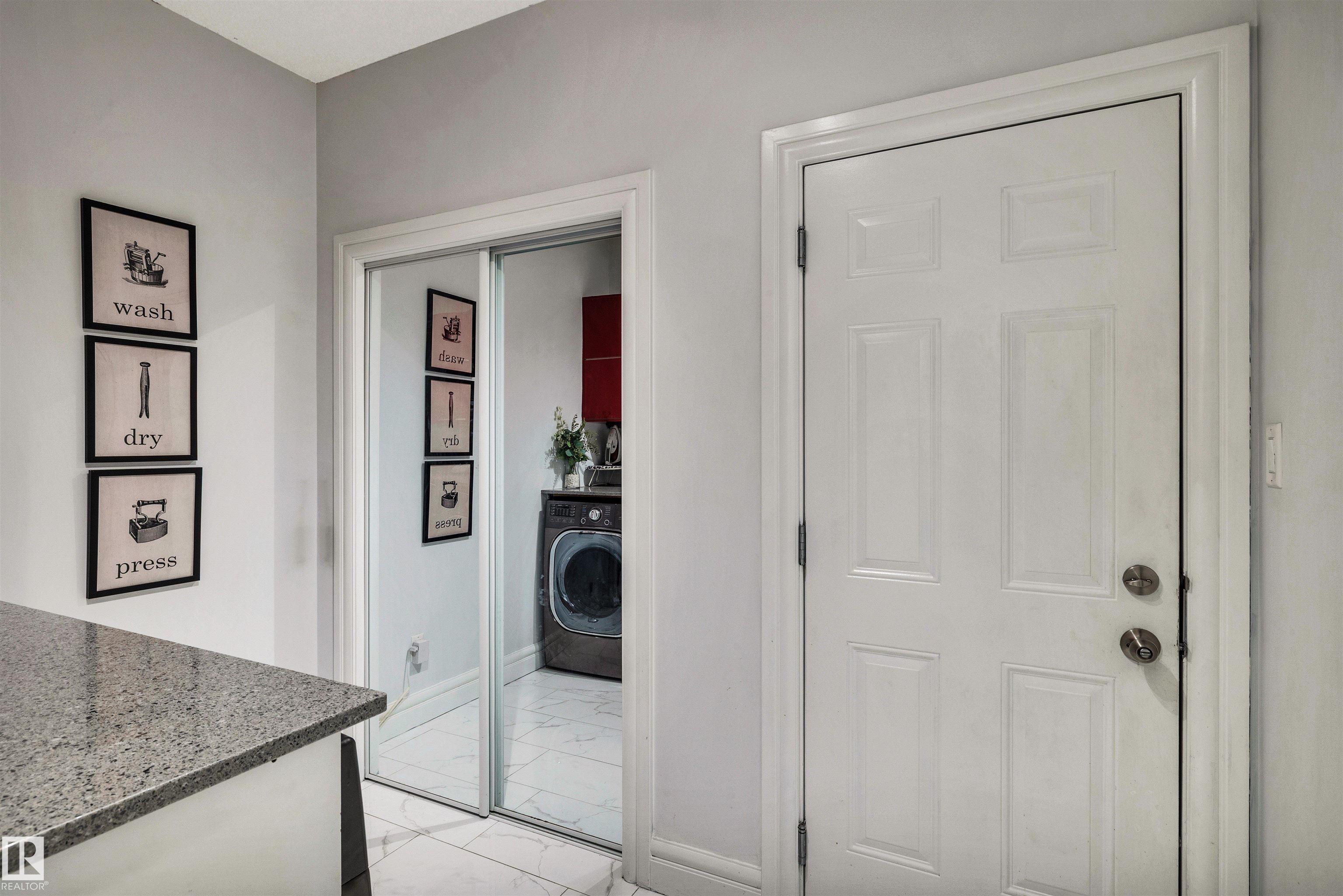 Photo 24 at 11935 21 Avenue SW, Rutherford, Edmonton
