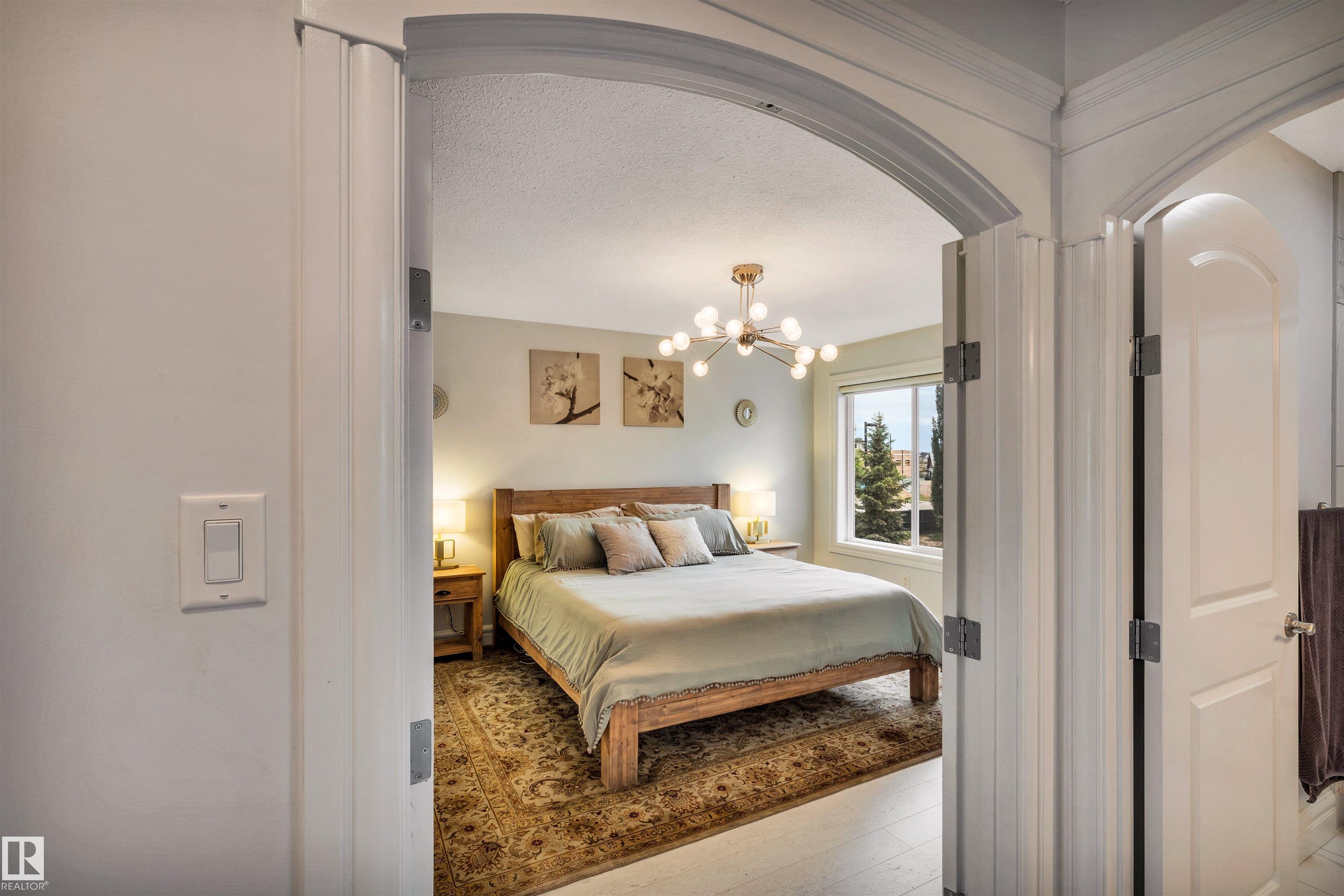 Photo 30 at 11935 21 Avenue SW, Rutherford, Edmonton