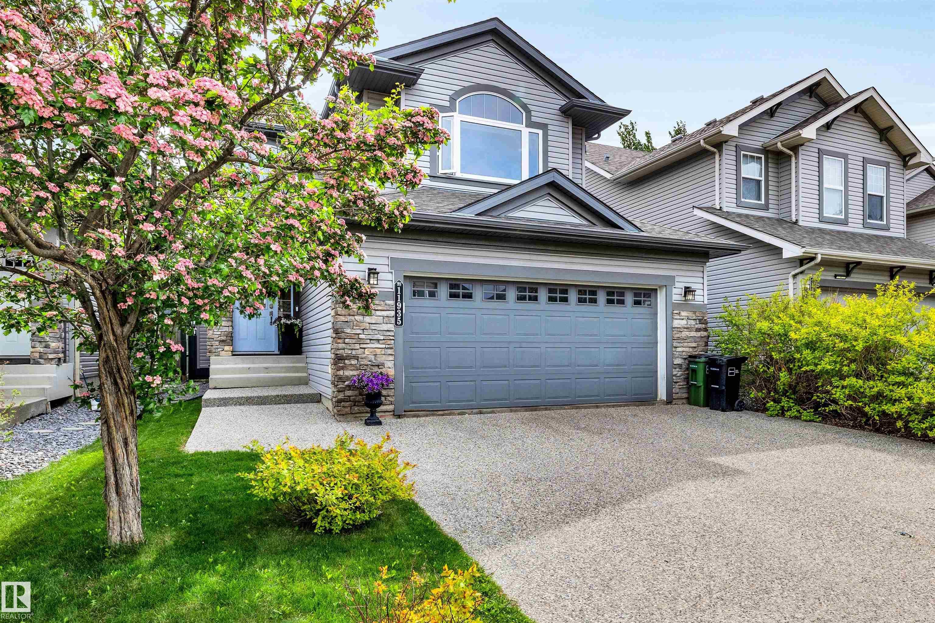 11935 21 Avenue SW, Rutherford, Edmonton