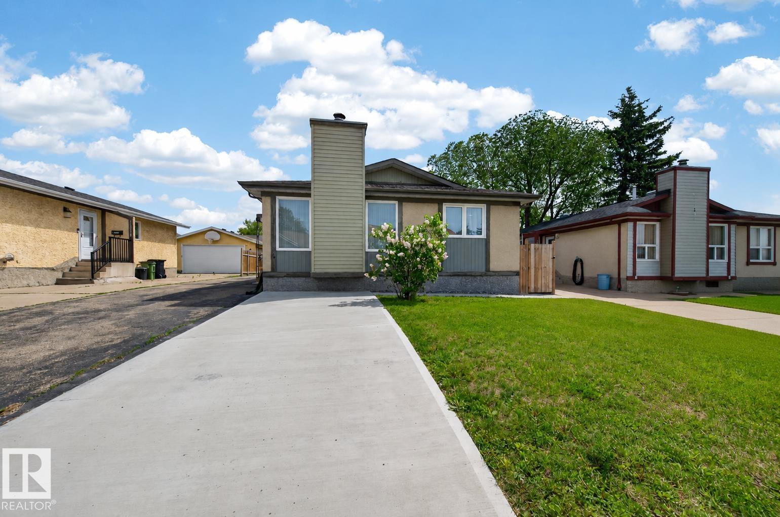 15115 22 Street NW, Fraser, Edmonton