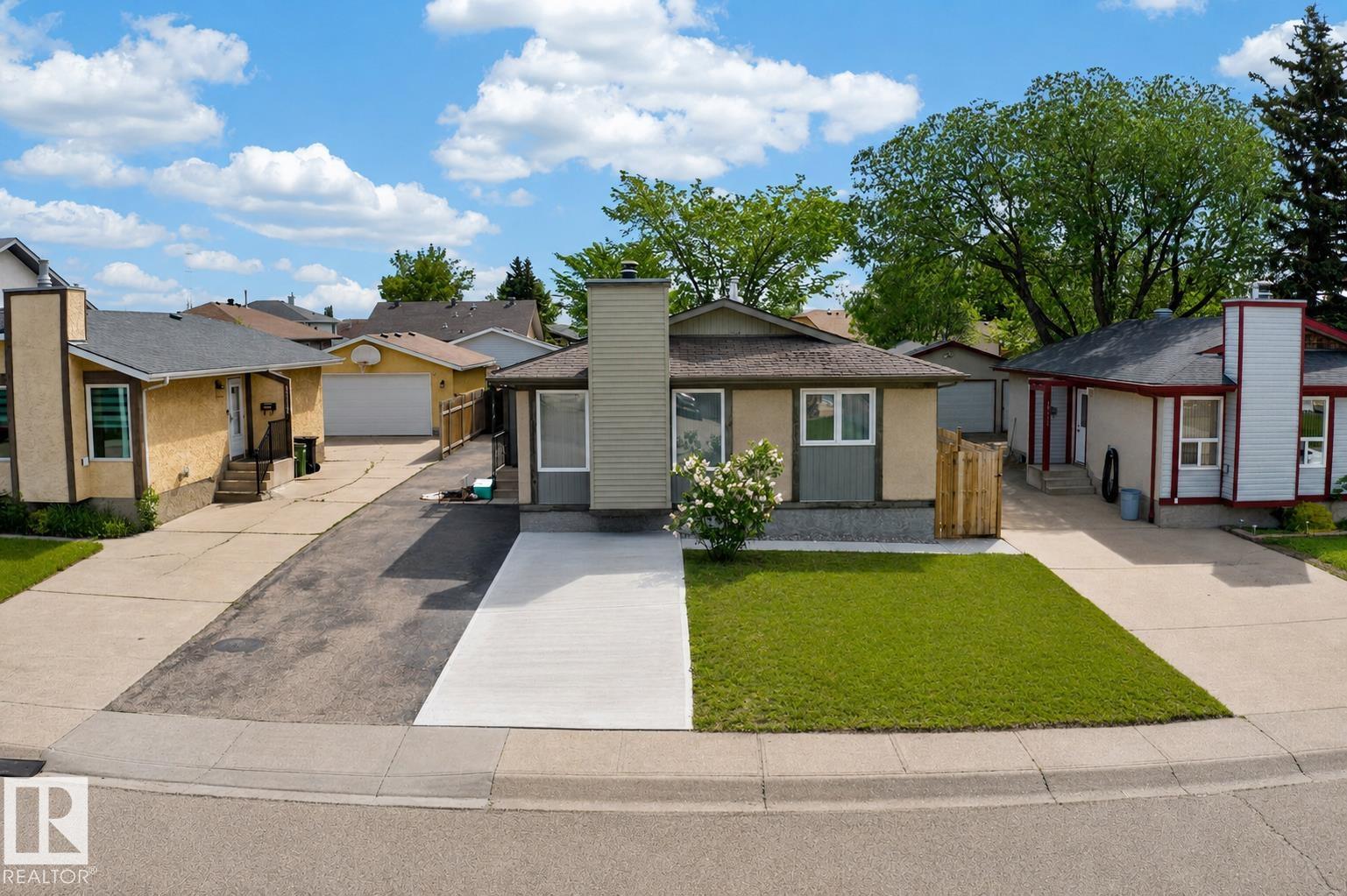 15115 22 Street NW, Fraser, Edmonton