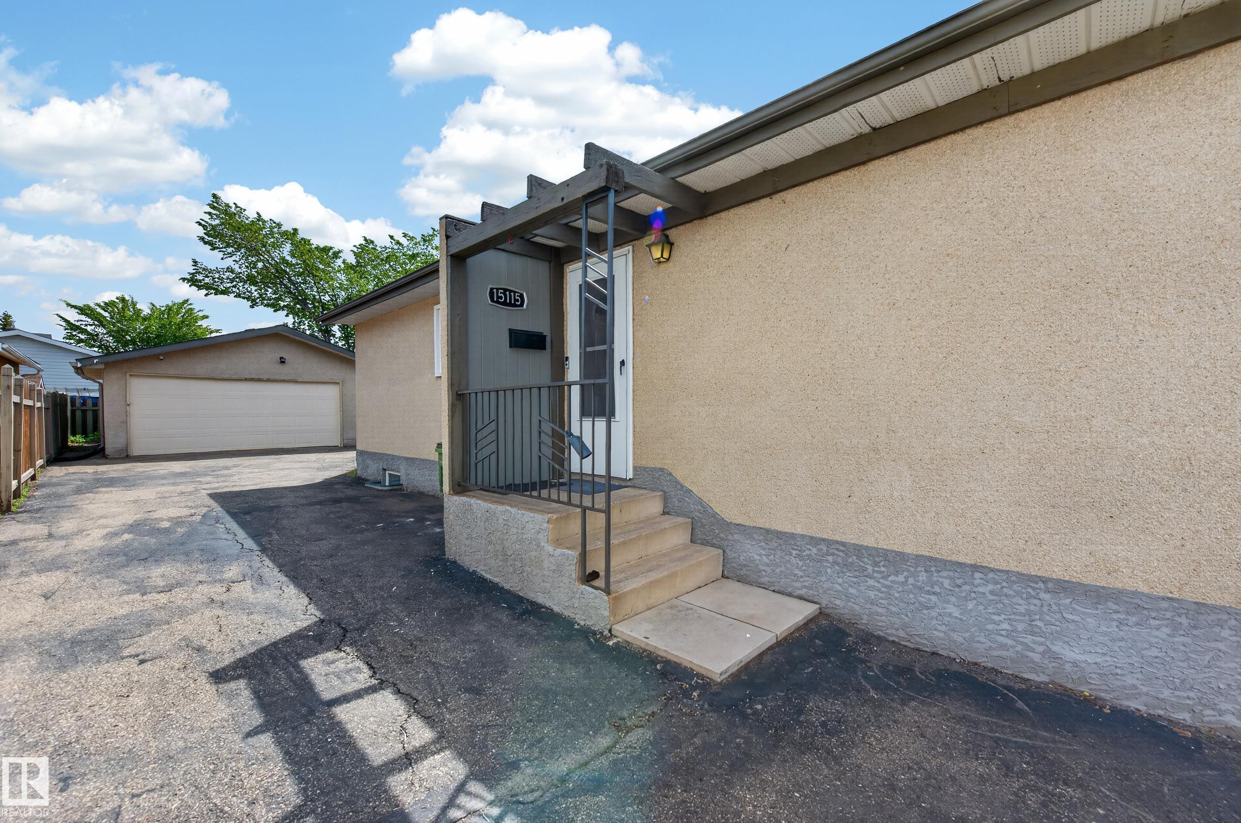 15115 22 Street NW, Fraser, Edmonton