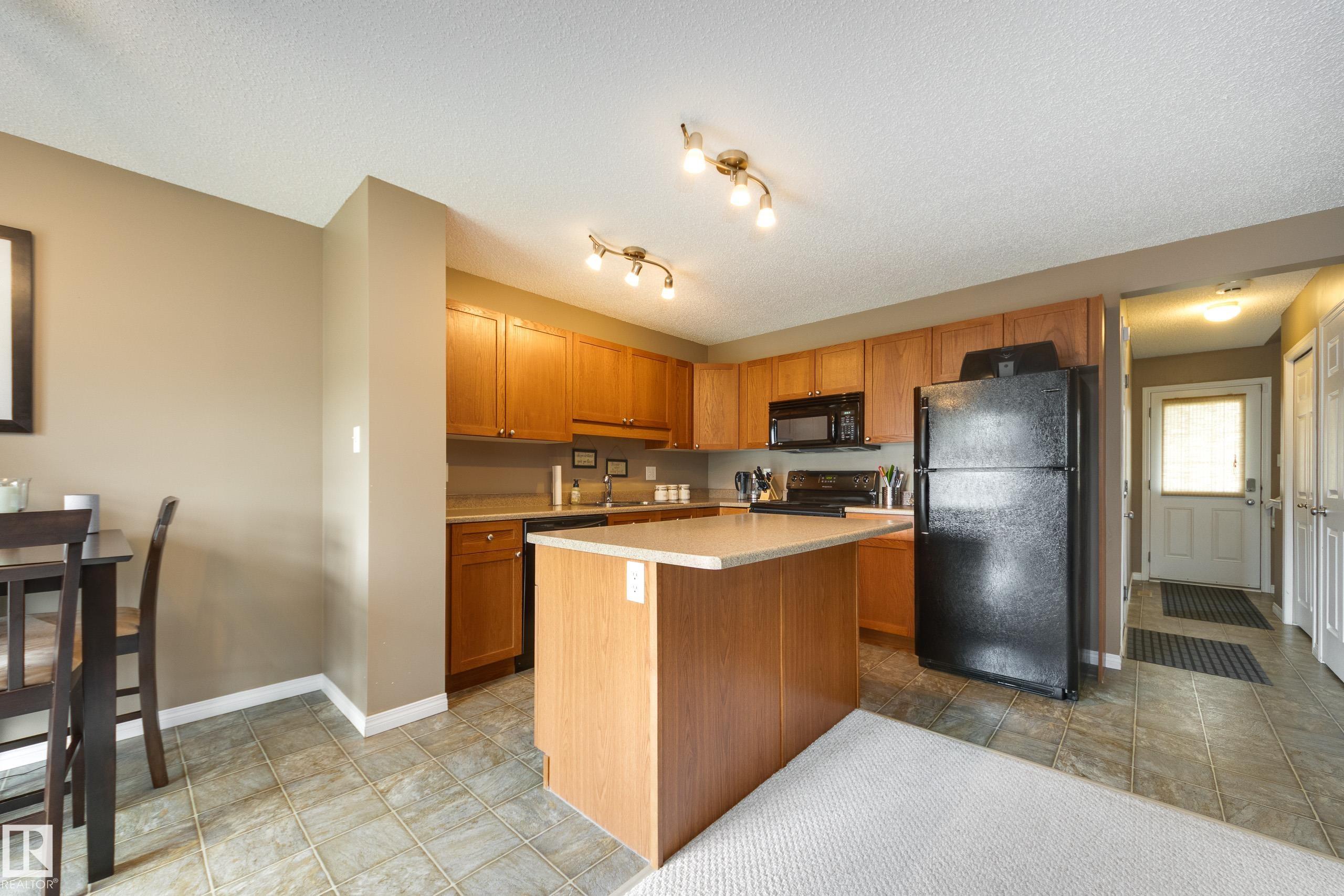 Photo 12 at 20111 56 Avenue NW, The Hamptons, Edmonton