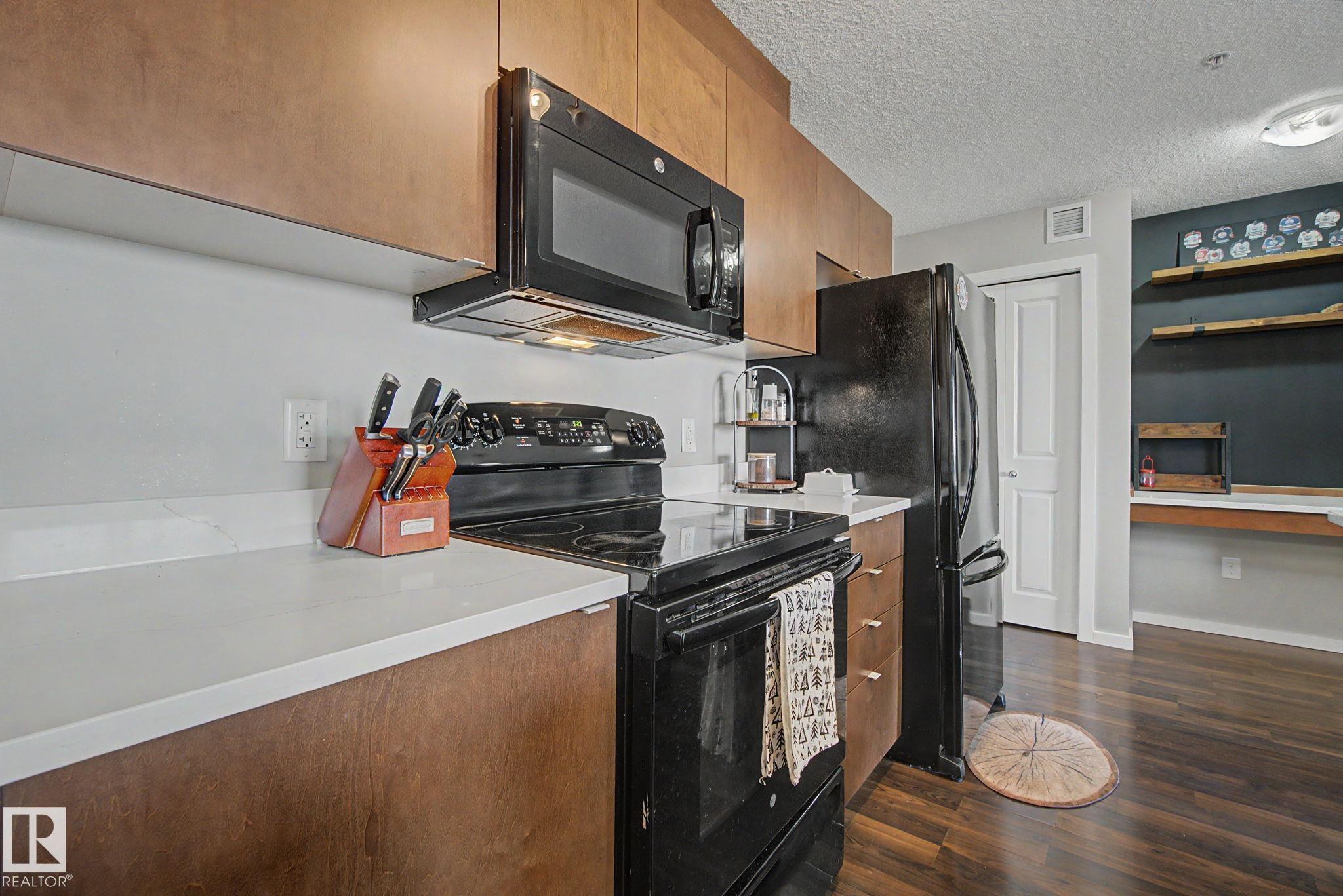334 - 504 Albany Way NW, Albany, Edmonton