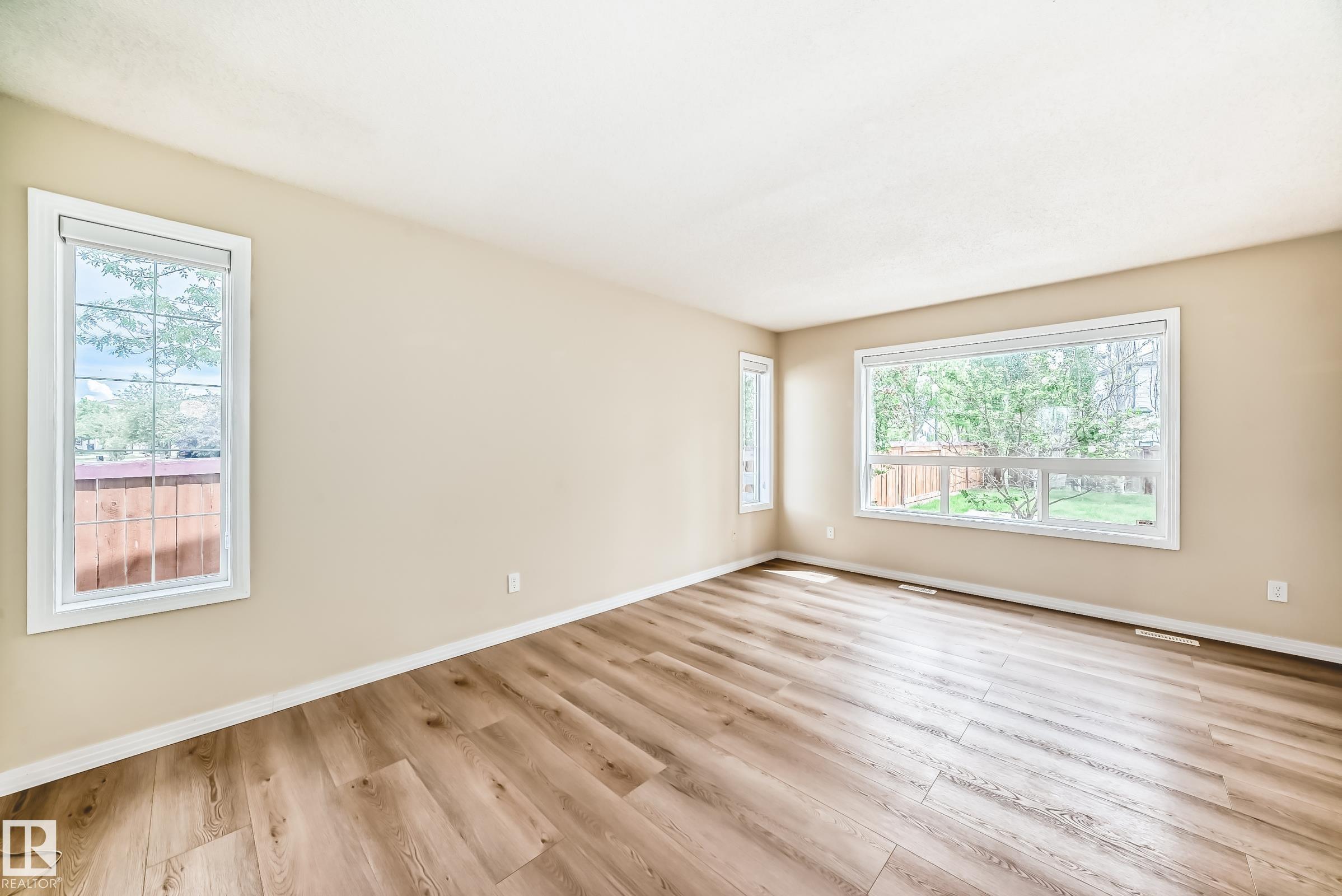 Photo 11 at 3711 22a Street NW, Wild Rose, Edmonton